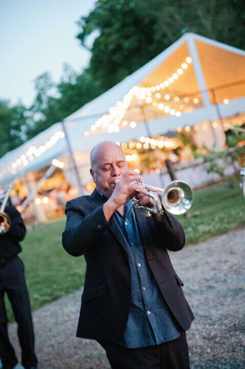 tented-wedding-new-england-live-music-sarah-brehant-events