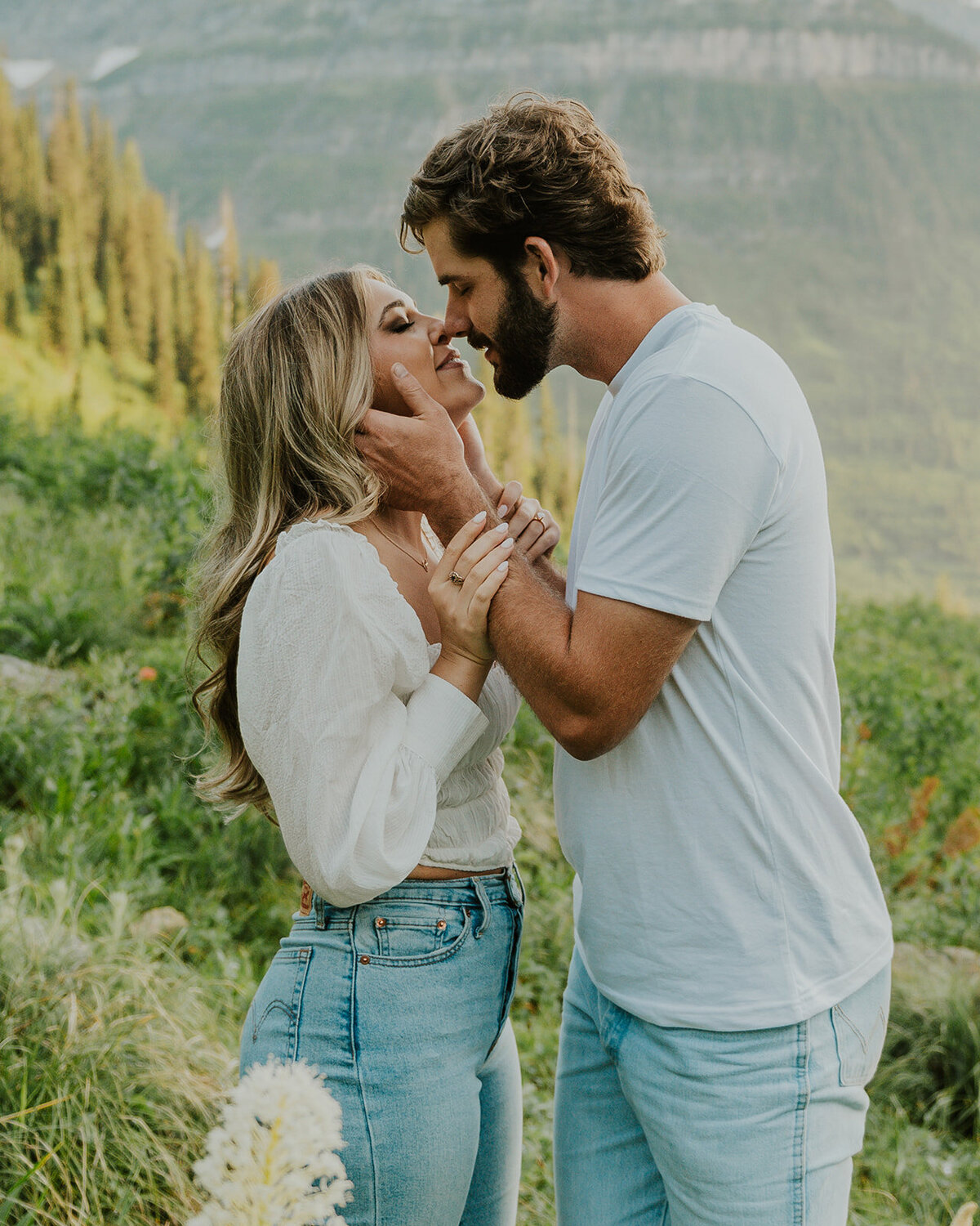 presley-gray-glacier-national-park-engagement-1123