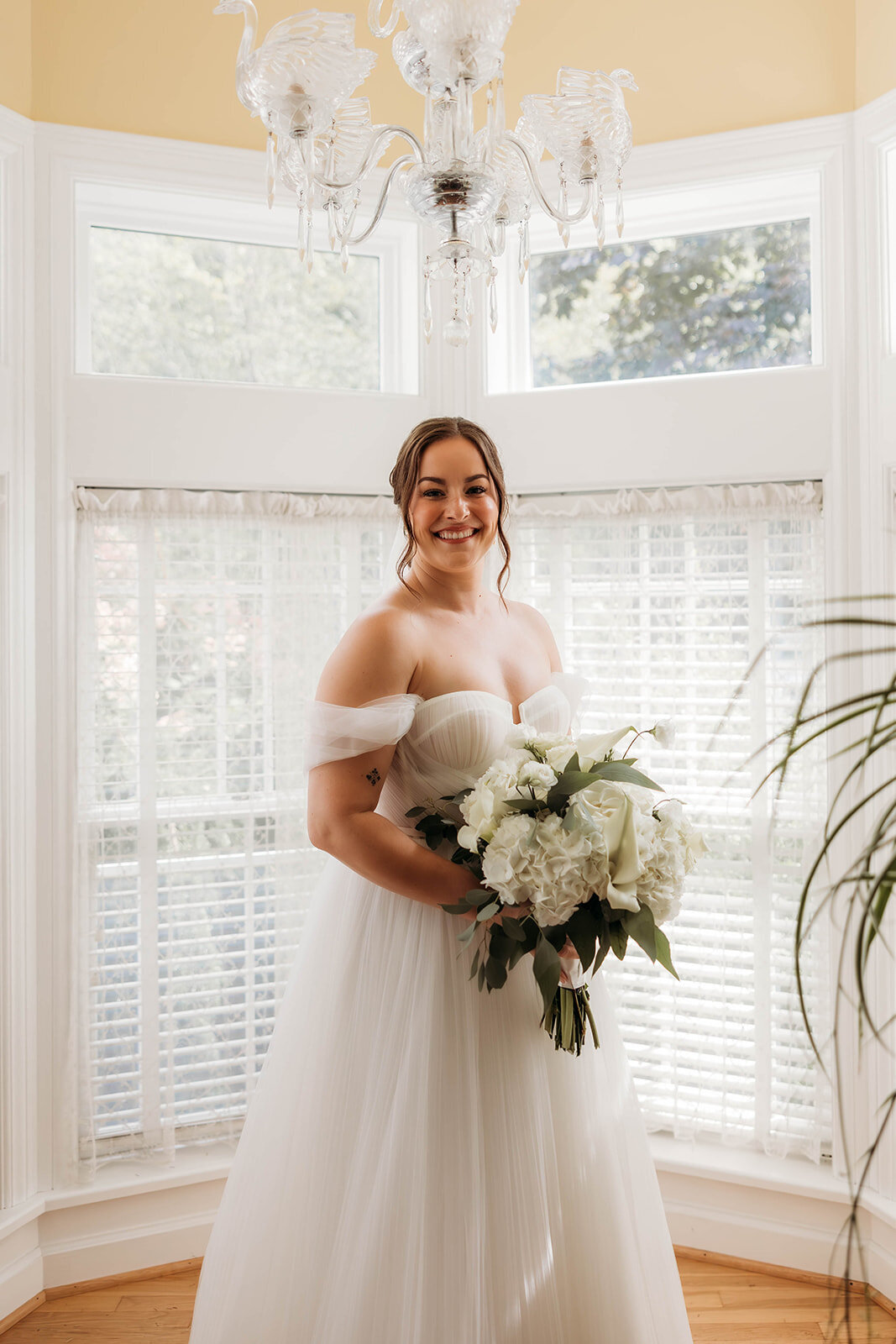 Red Pine Point Indian River Michigan Intimate Wedding Getting Ready K. E. Rogers Photography-22