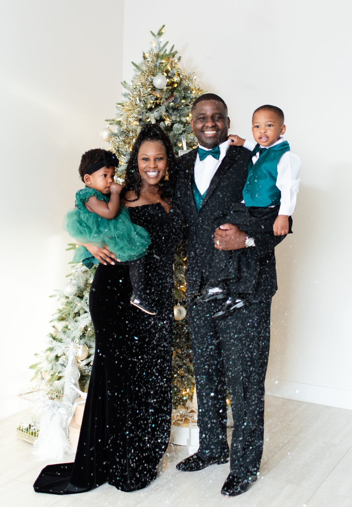 Gallery-Chanel + Family Christmas Minis-MSuarezPhotography-2