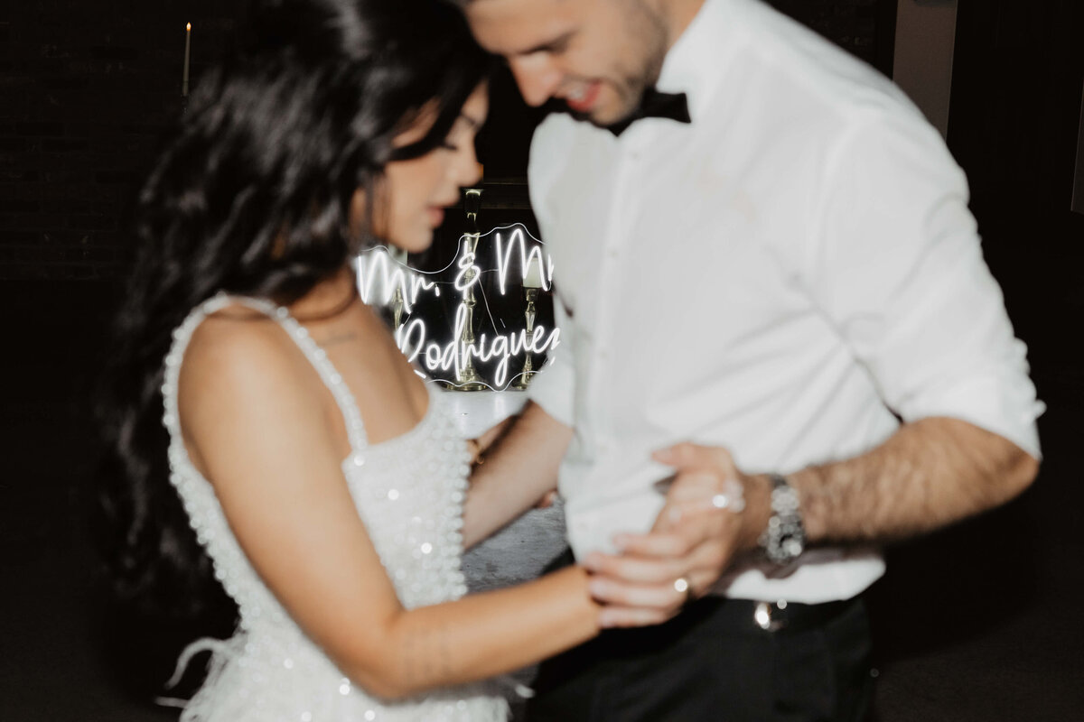 Private Last Dance, Samara & Kike -  Allison Elise Photo-35