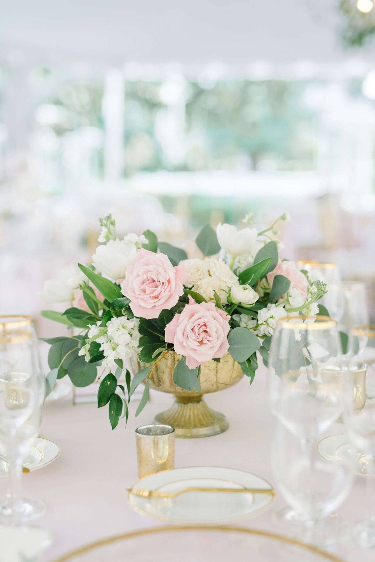 pink and white floral centrepiece