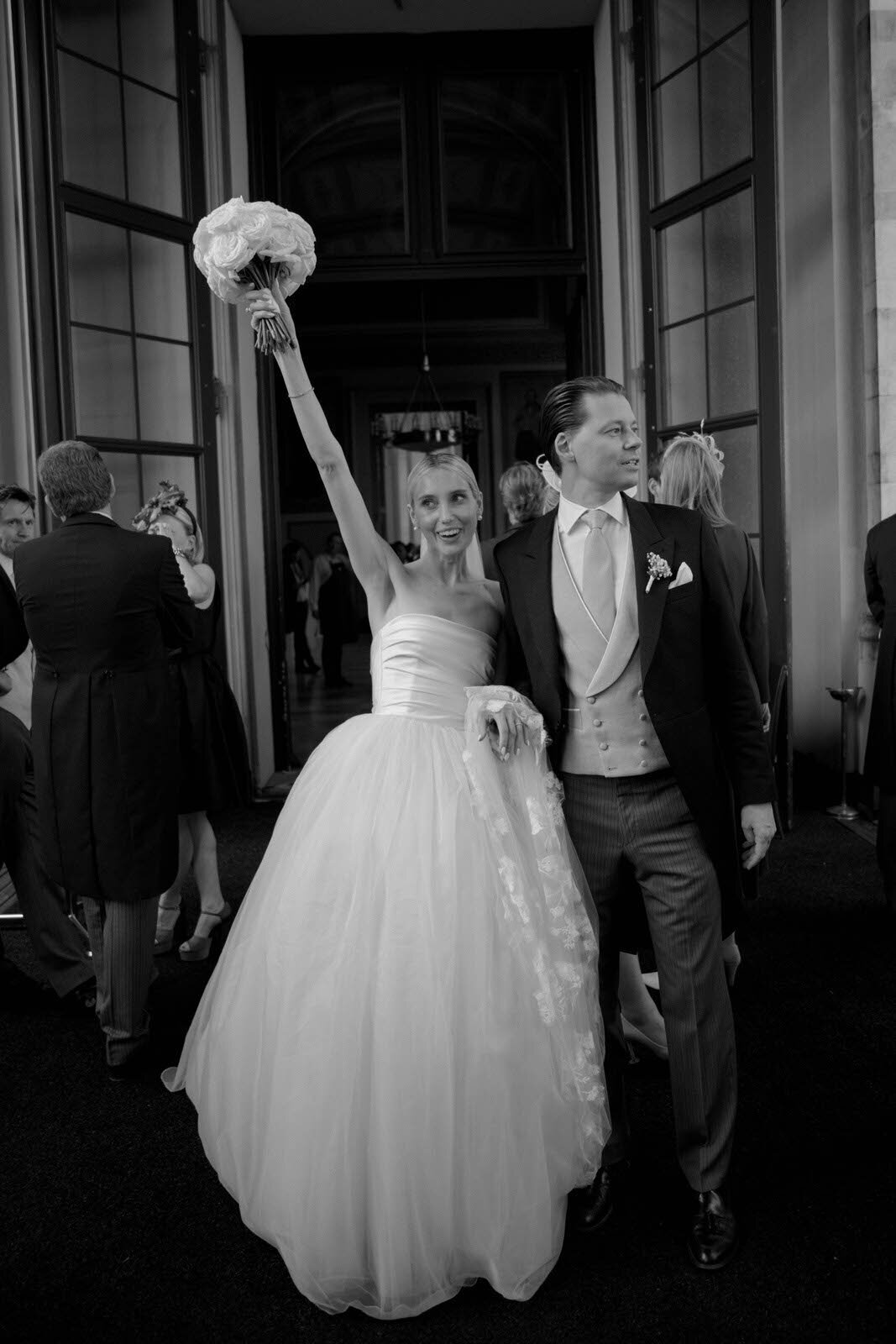 Flora_And_Grace_Munich_Editorial_Wedding_Photographer-112