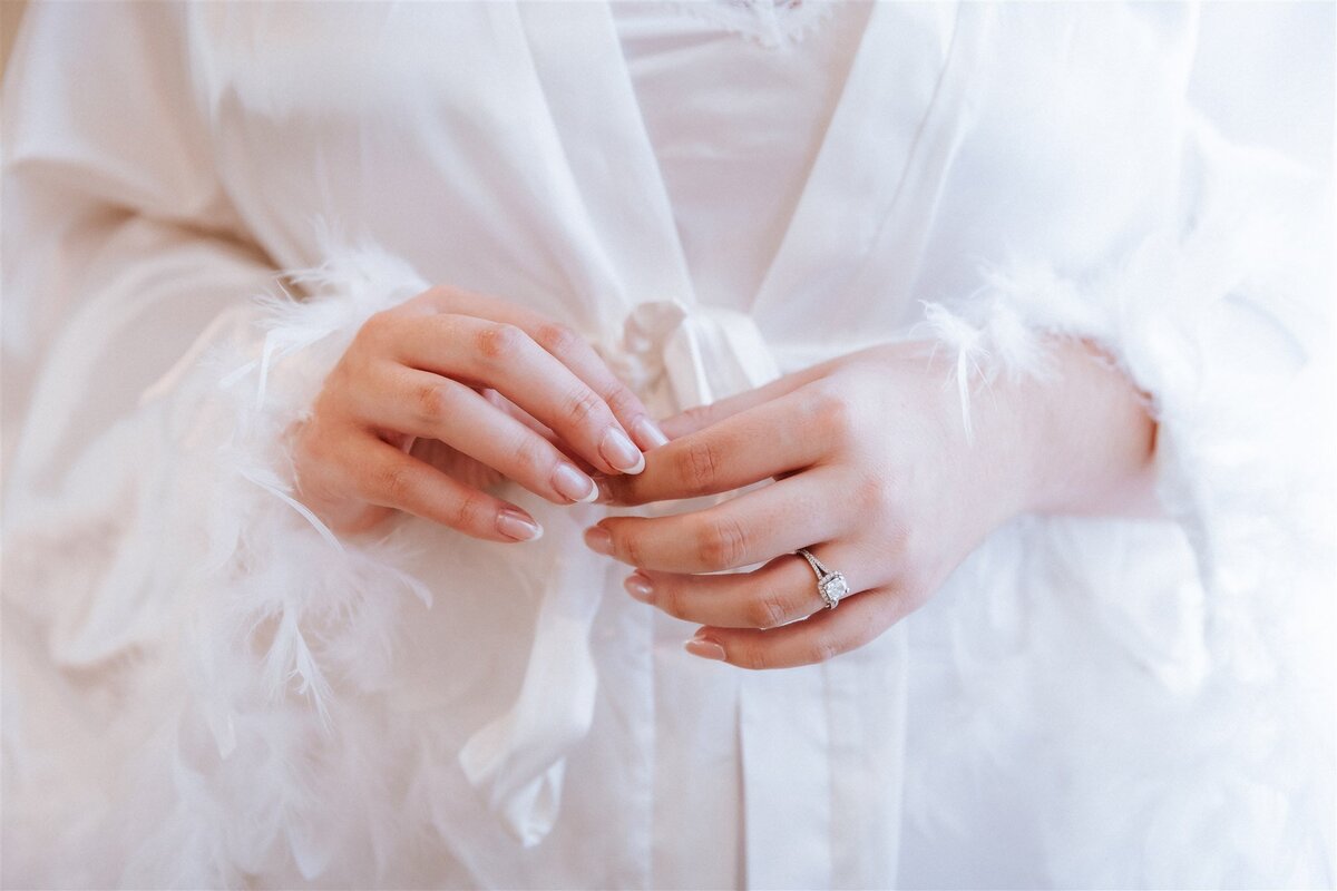 HeyHoneyPhoto_AJ_W_Sneaks-6