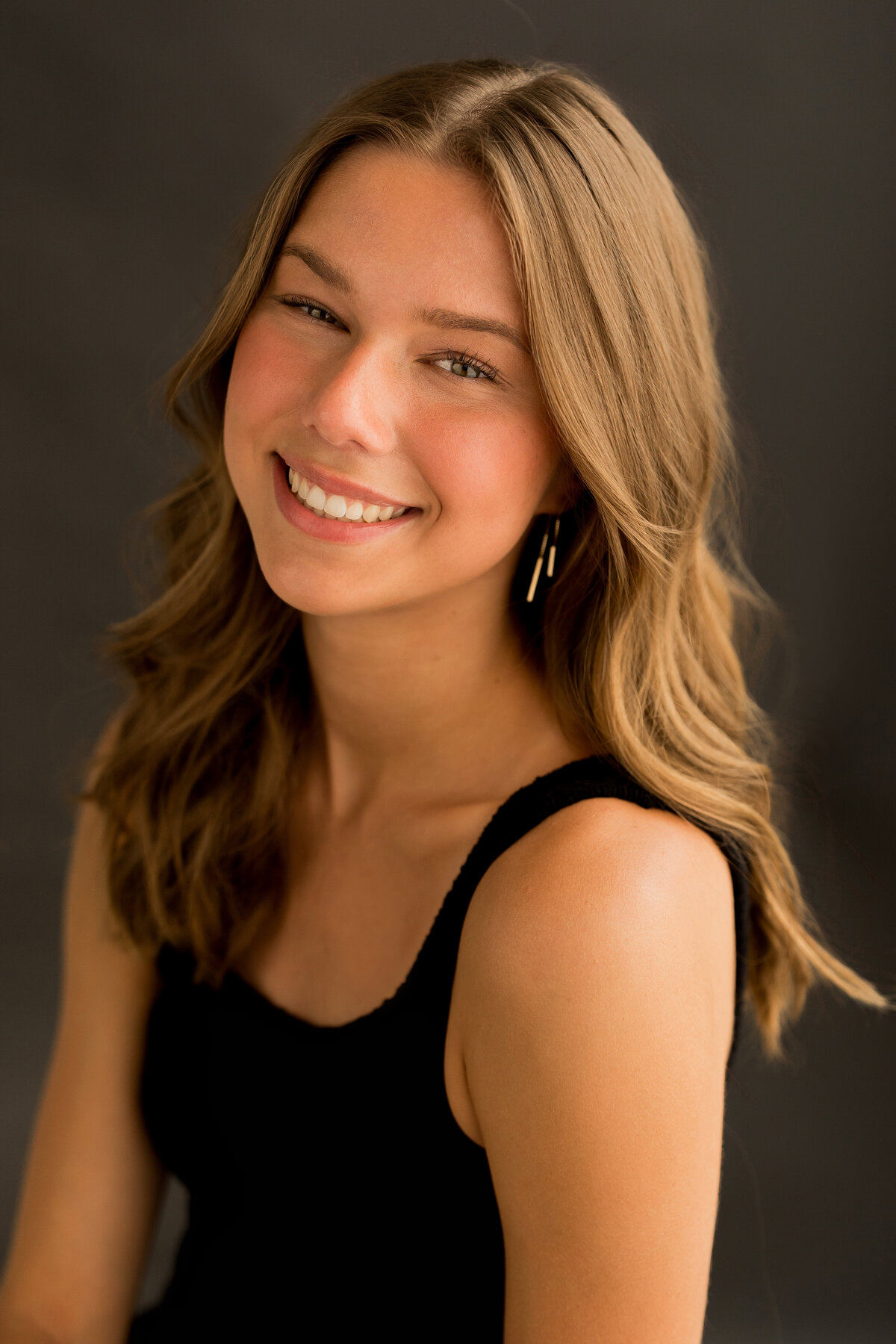 Abby Anderson Fargo Moorhead Senior Portraits Photographer
