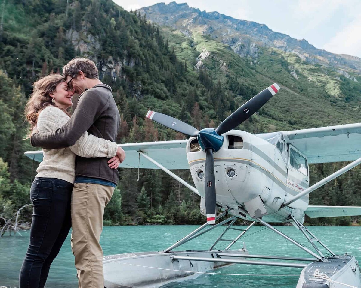 romantic-alaska-vacation-day-trip-from-girdwood-Soul-and-Sky-Weddings
