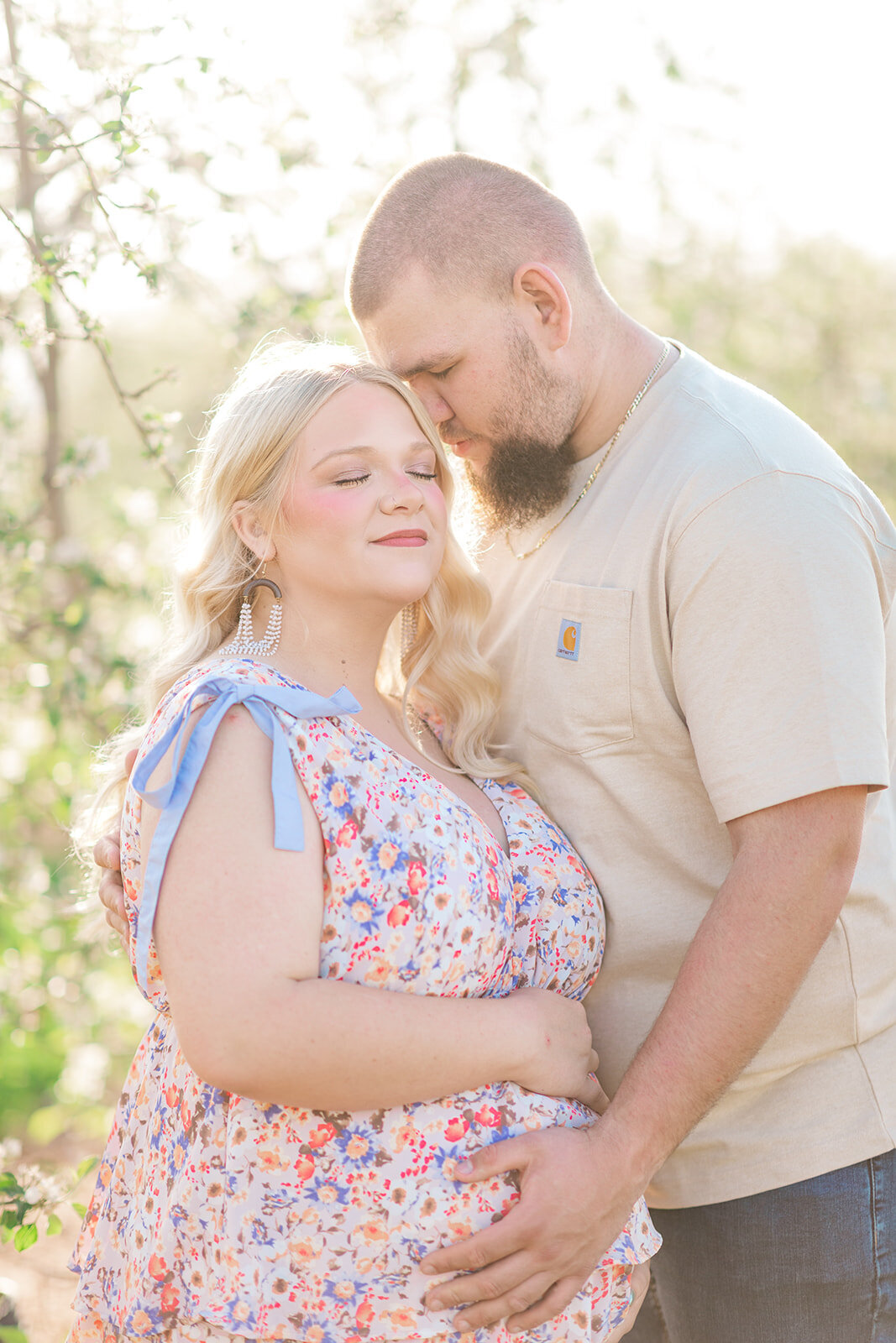 Full-service Wilkesboro maternity photographer capturing heirloom moments