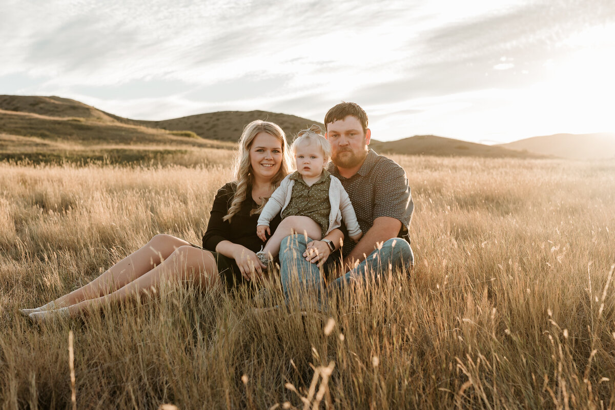Lethbridge Alberta Coulee Family Session (11 of 12)