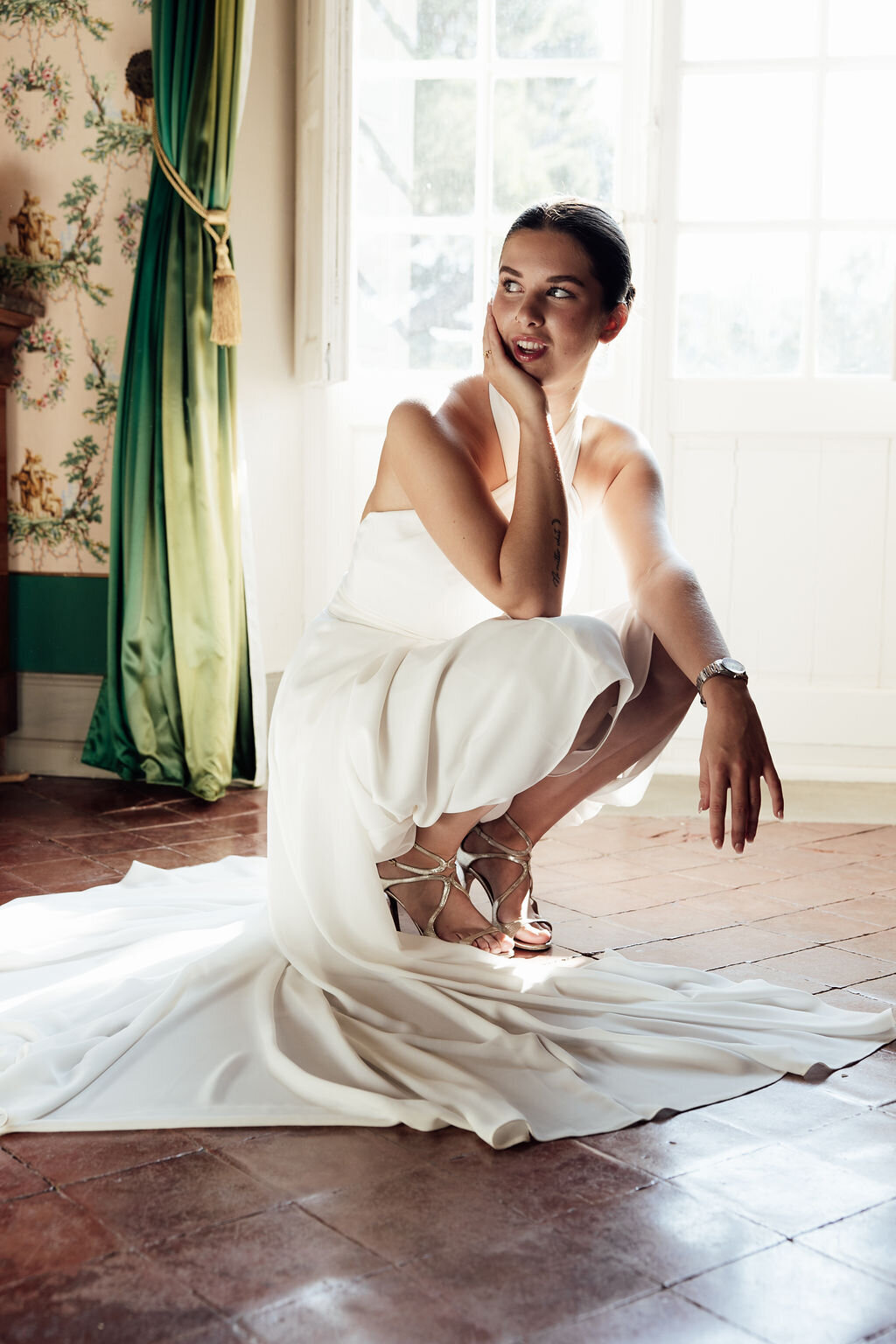 luxury-french-wedding-bride-chateau-d-agel