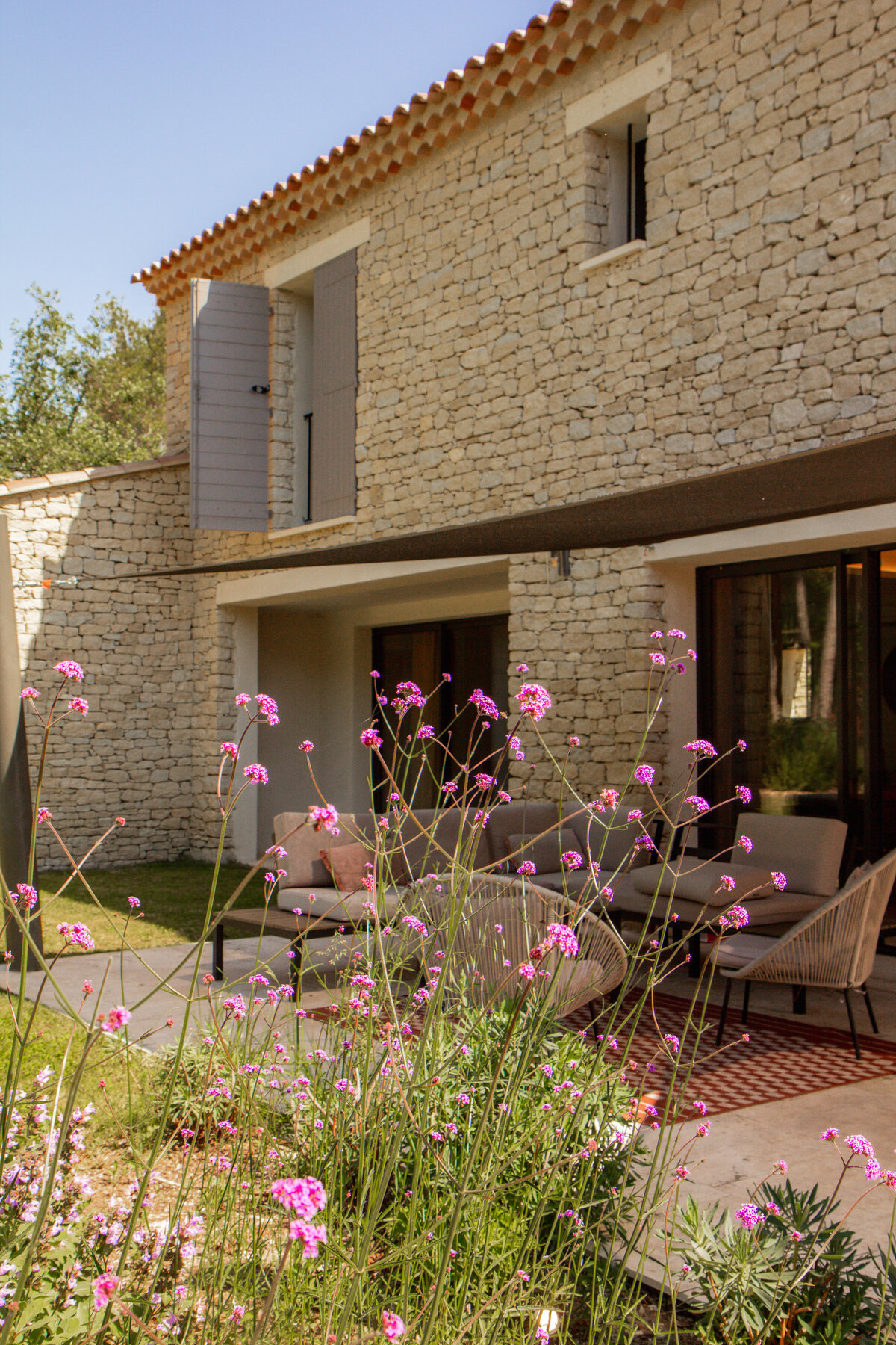 Provence-1