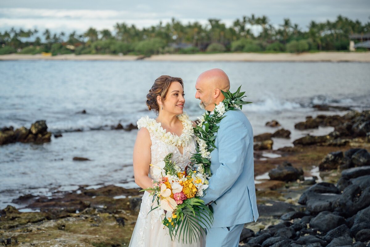 kikaua-point-beach-elopement_0116