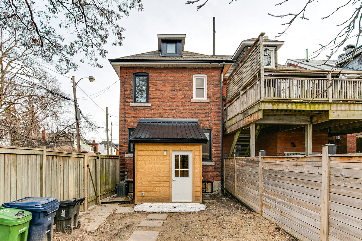 053_Backyard