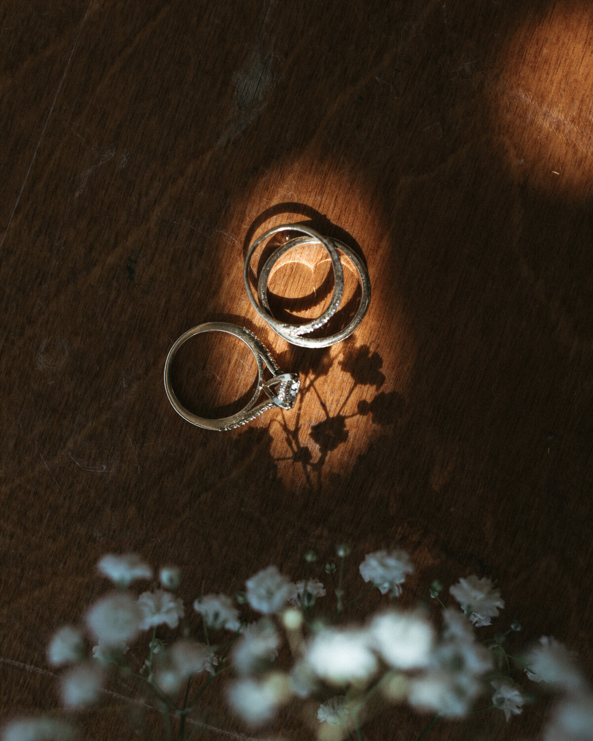Wedding-Rings-Stacked-0664