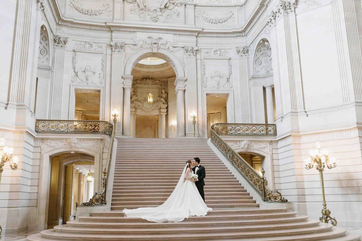 san-francisco-city-hall-wedding-photos