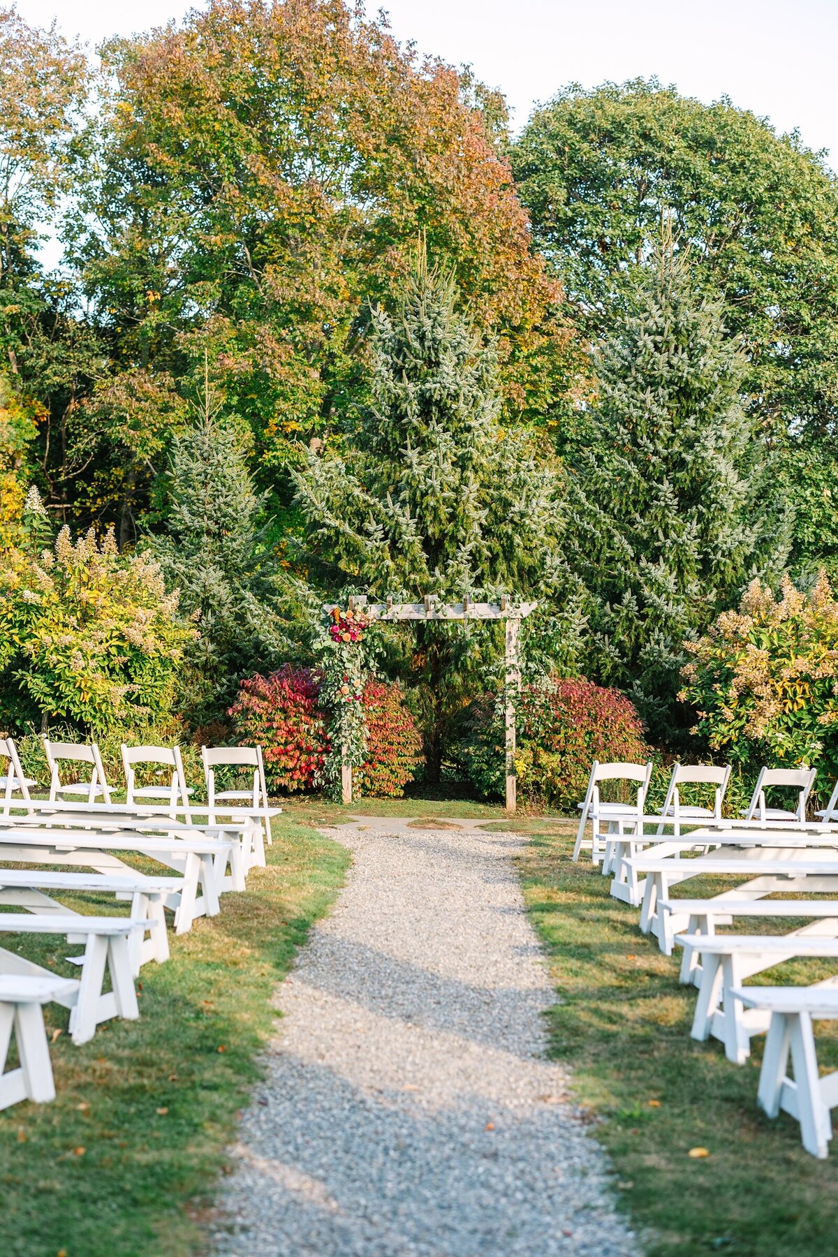 Live_Well_Farm_Colorful_Fall_Wedding_Harpswell_Maine_Photography_0062