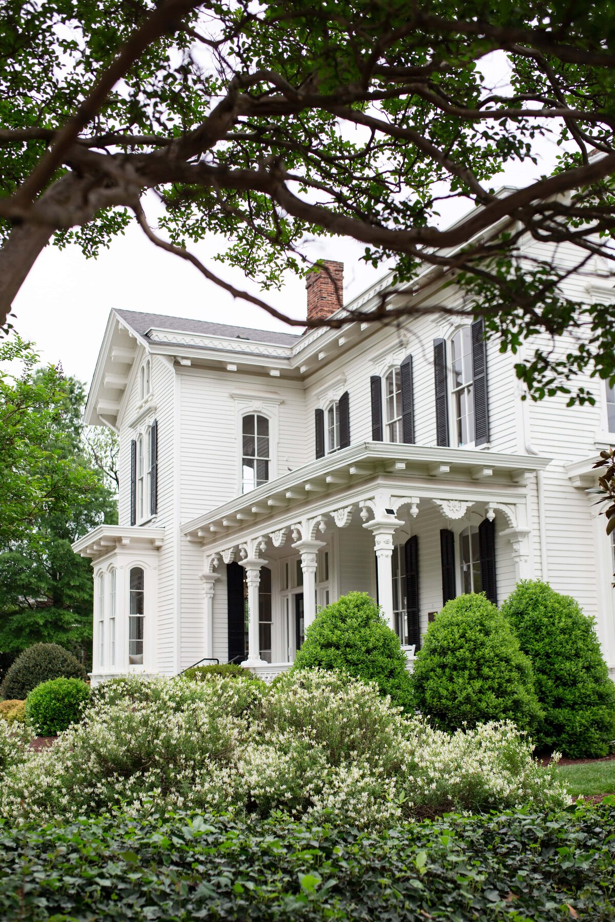 Merrimon-Wynne House in Raleigh, NC wedding photographer