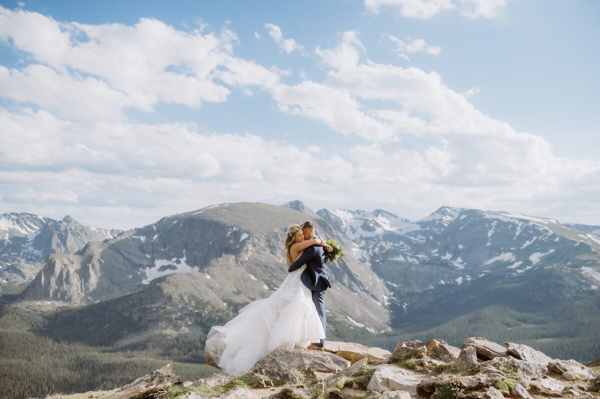 rocky mountain elopement shoot