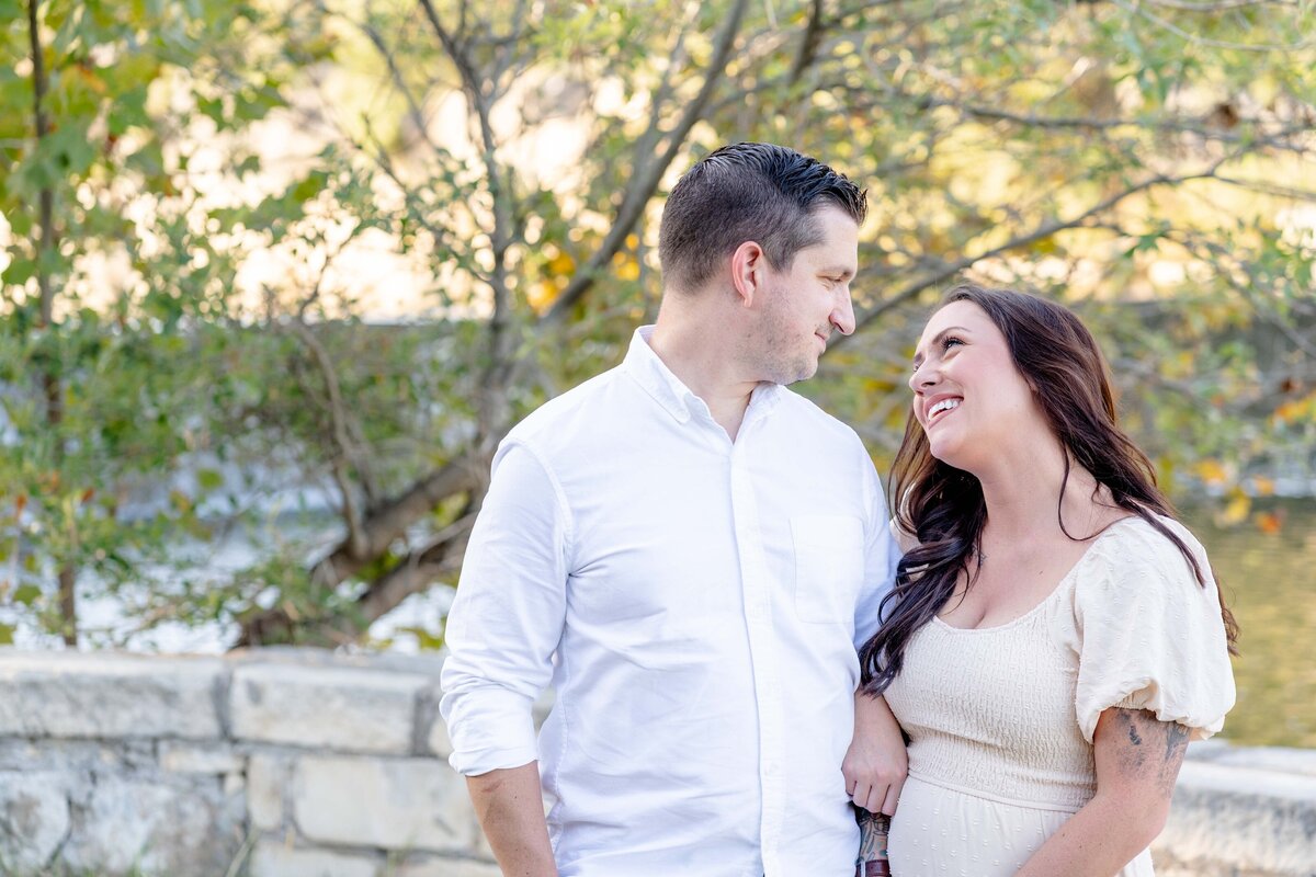 Austin-TX-Fall-Mini-Session-Magnolia-and-Grace-Photography-Co-AmberB-# (1)-10