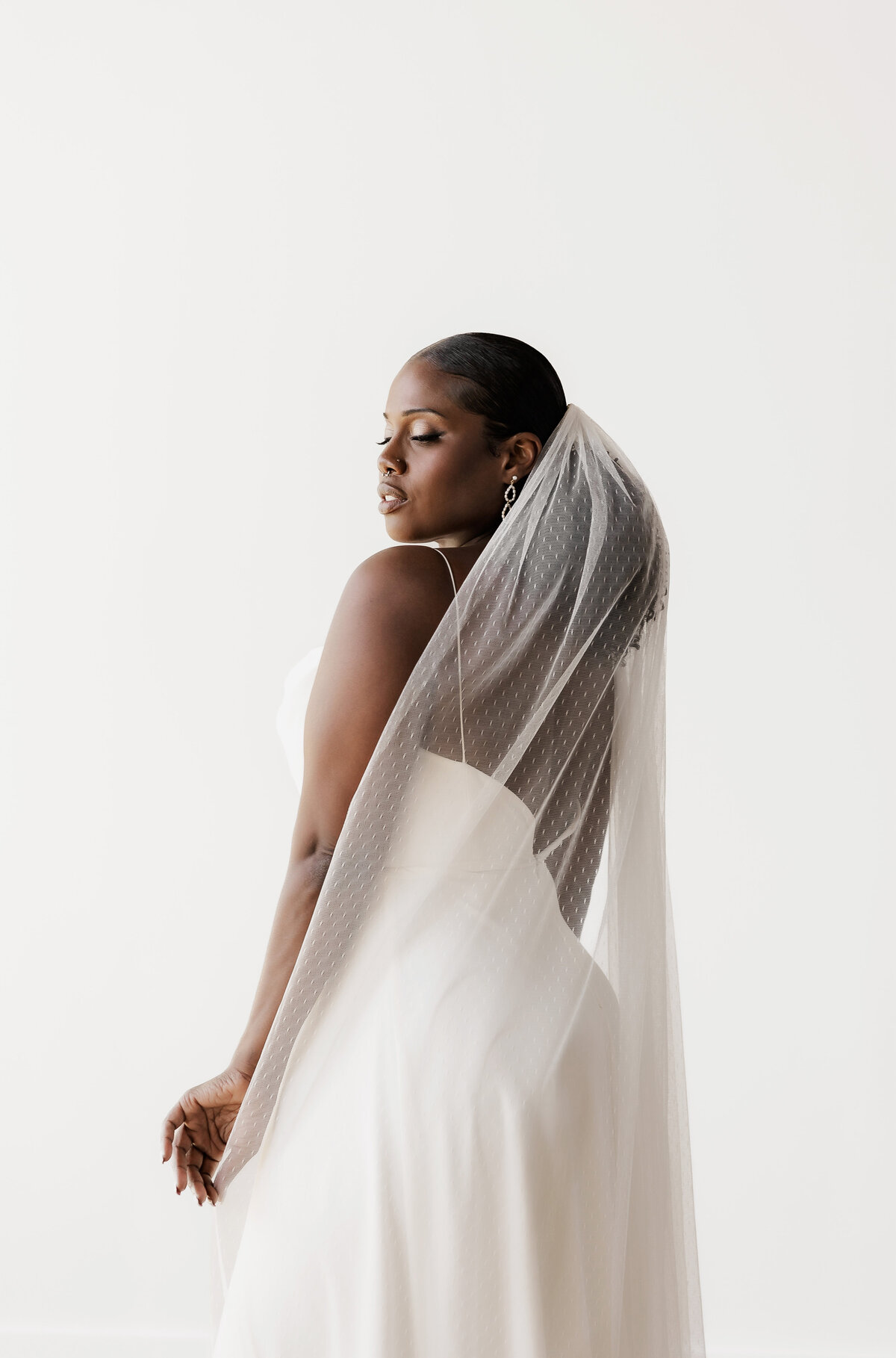 The-Modern-Bride-Lookbook-2022-Sandra-Monaco-Photography-347
