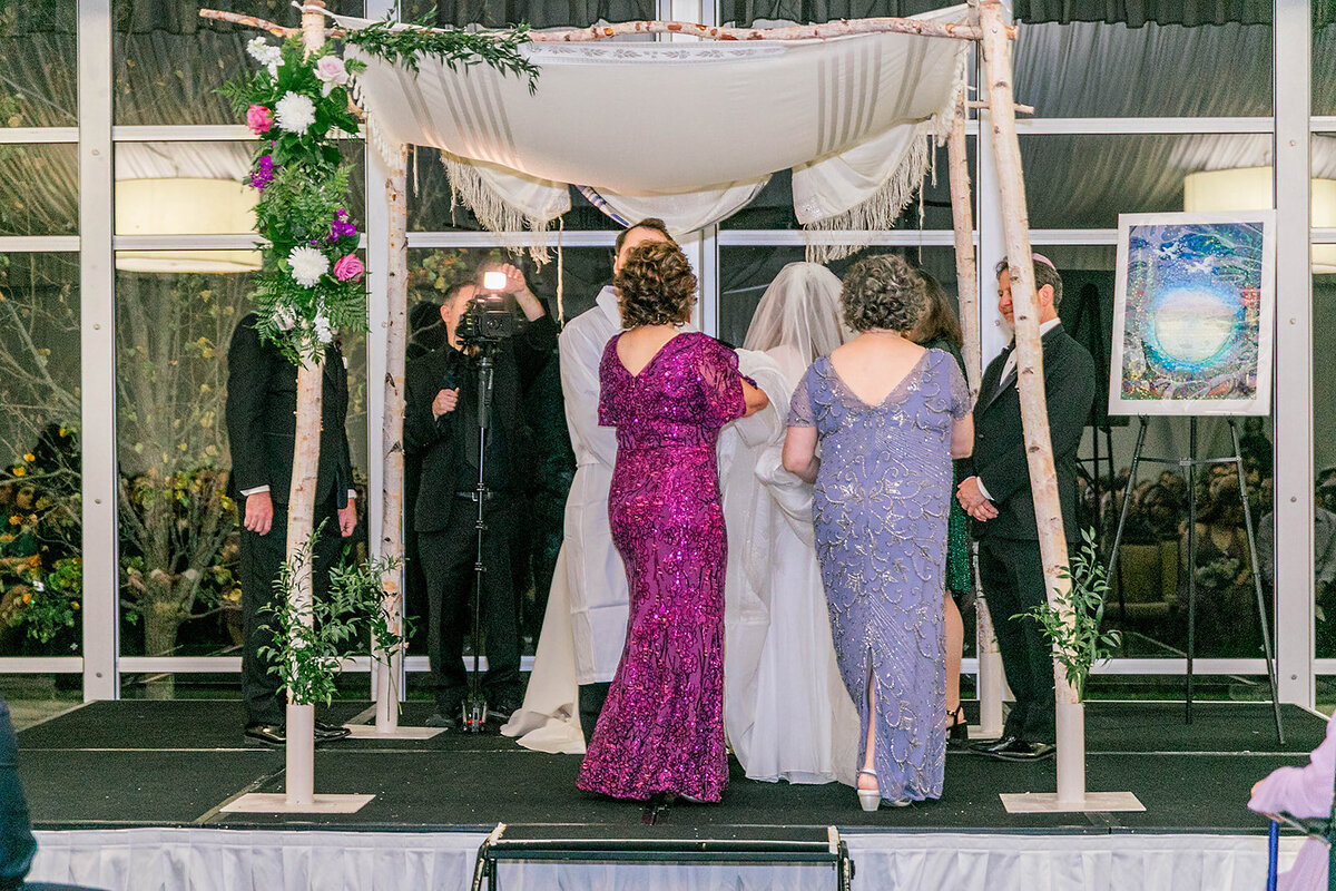 Eliana-Melmed-Photography-Chicago-LosAngeles-Jewish-WeddingPhotography-Chuppah-00107