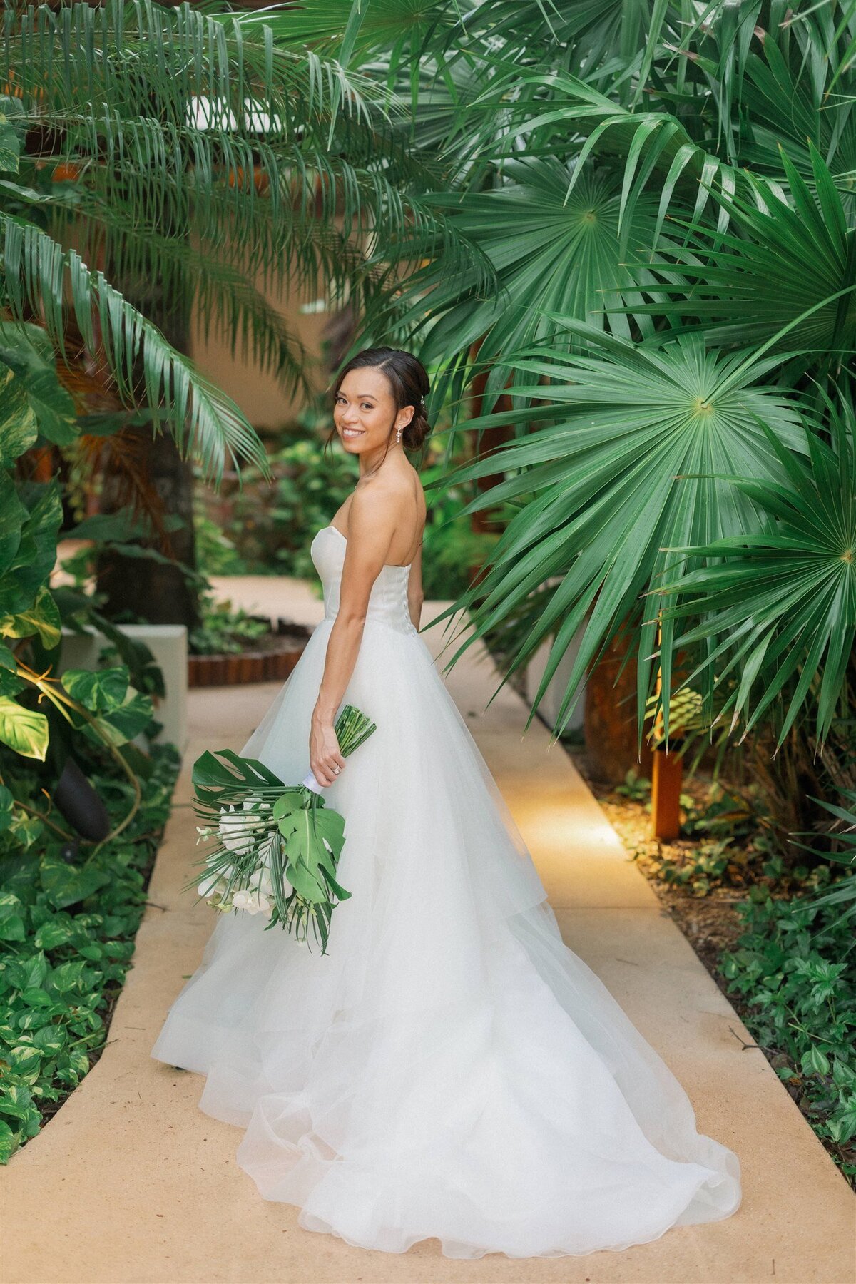 Mexico-Secrets-Akumal-Wedding-Amy-Collin-Xiaoqi-Li-Photography-46