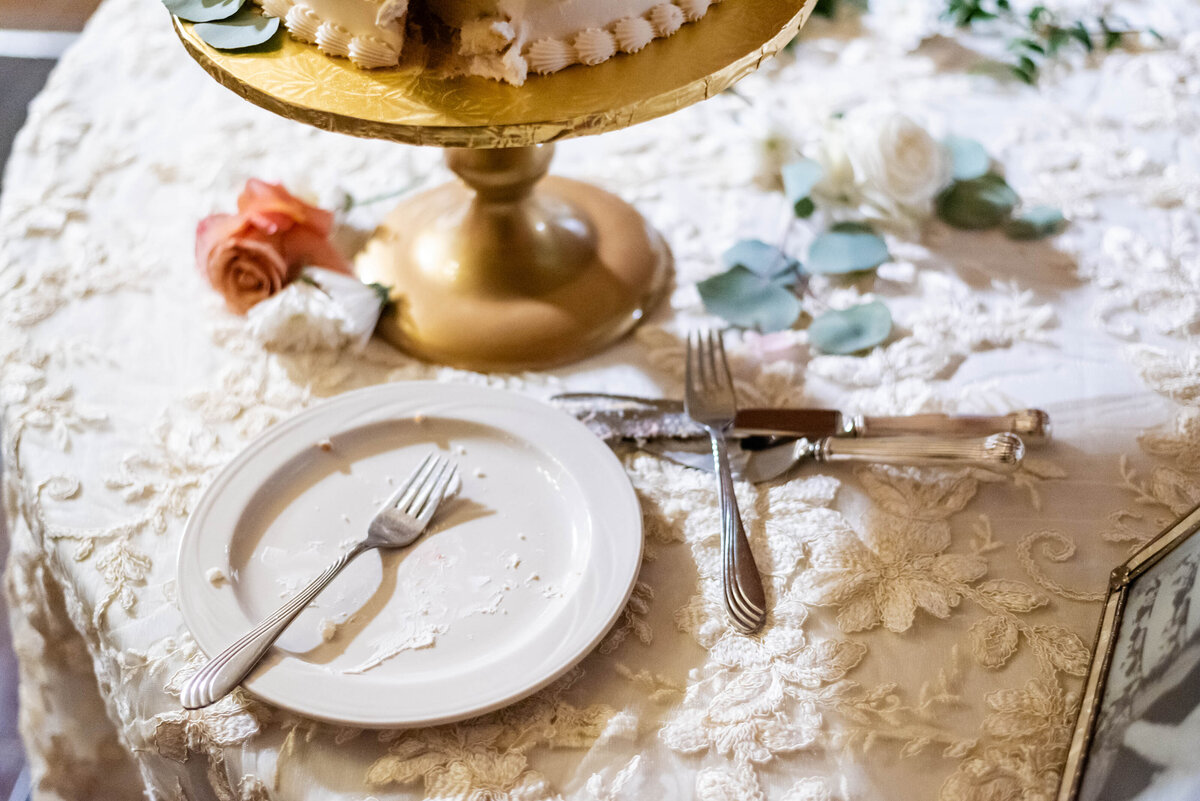 molly-alex-landmark-center-mn-wedding-day-37