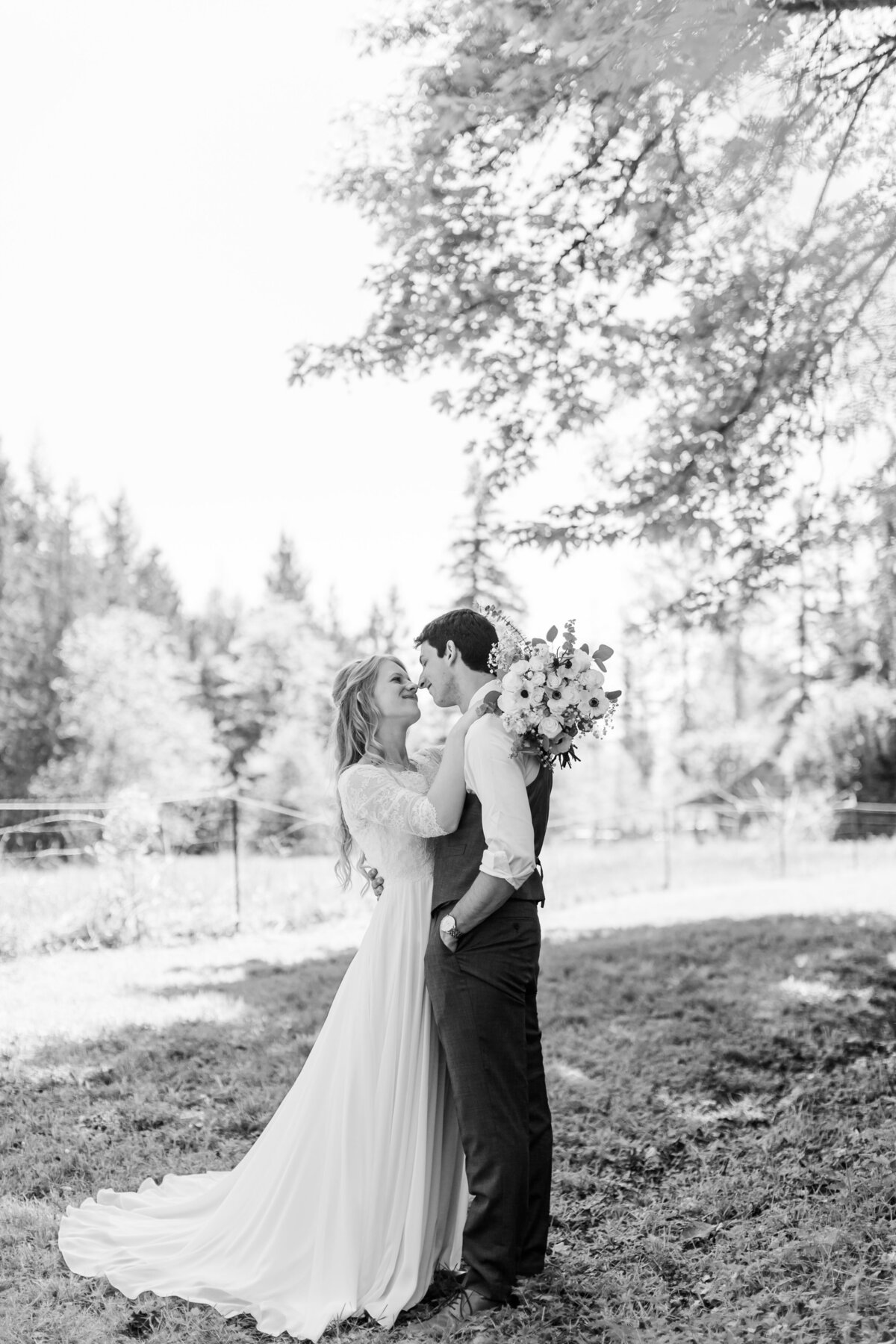Jeremy&EliseJesse-89