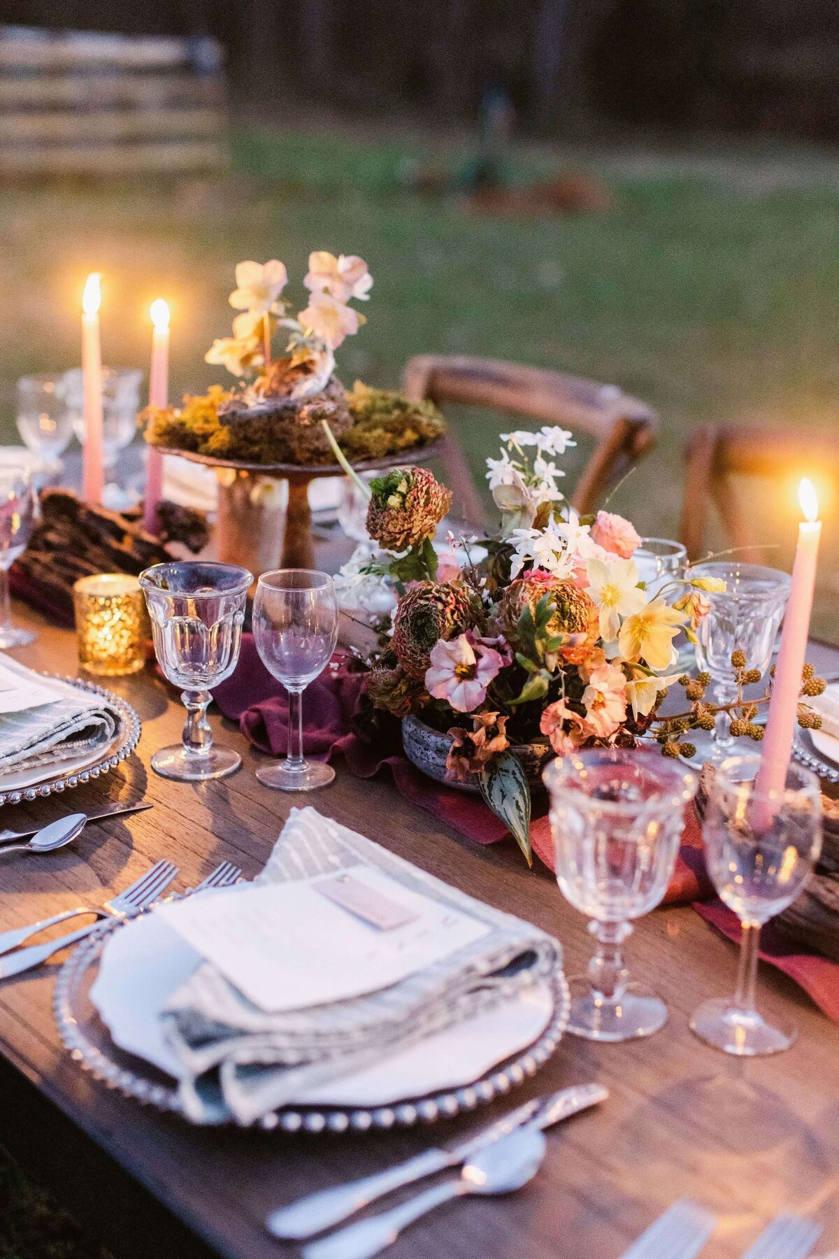 Evening outdoor wedding at Historic Red Farm