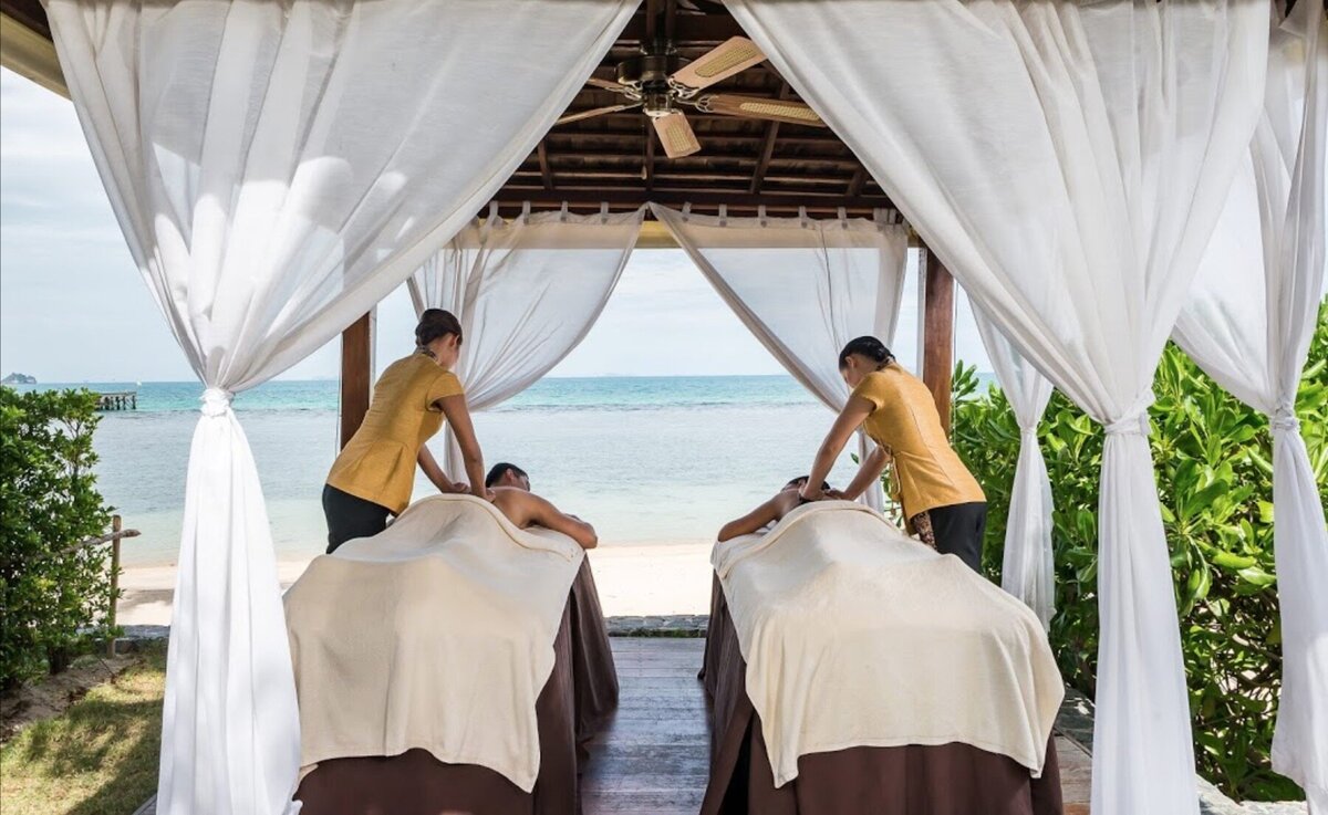 thailand-massage-trainer-spa-director-luxury-fivestar-hotel