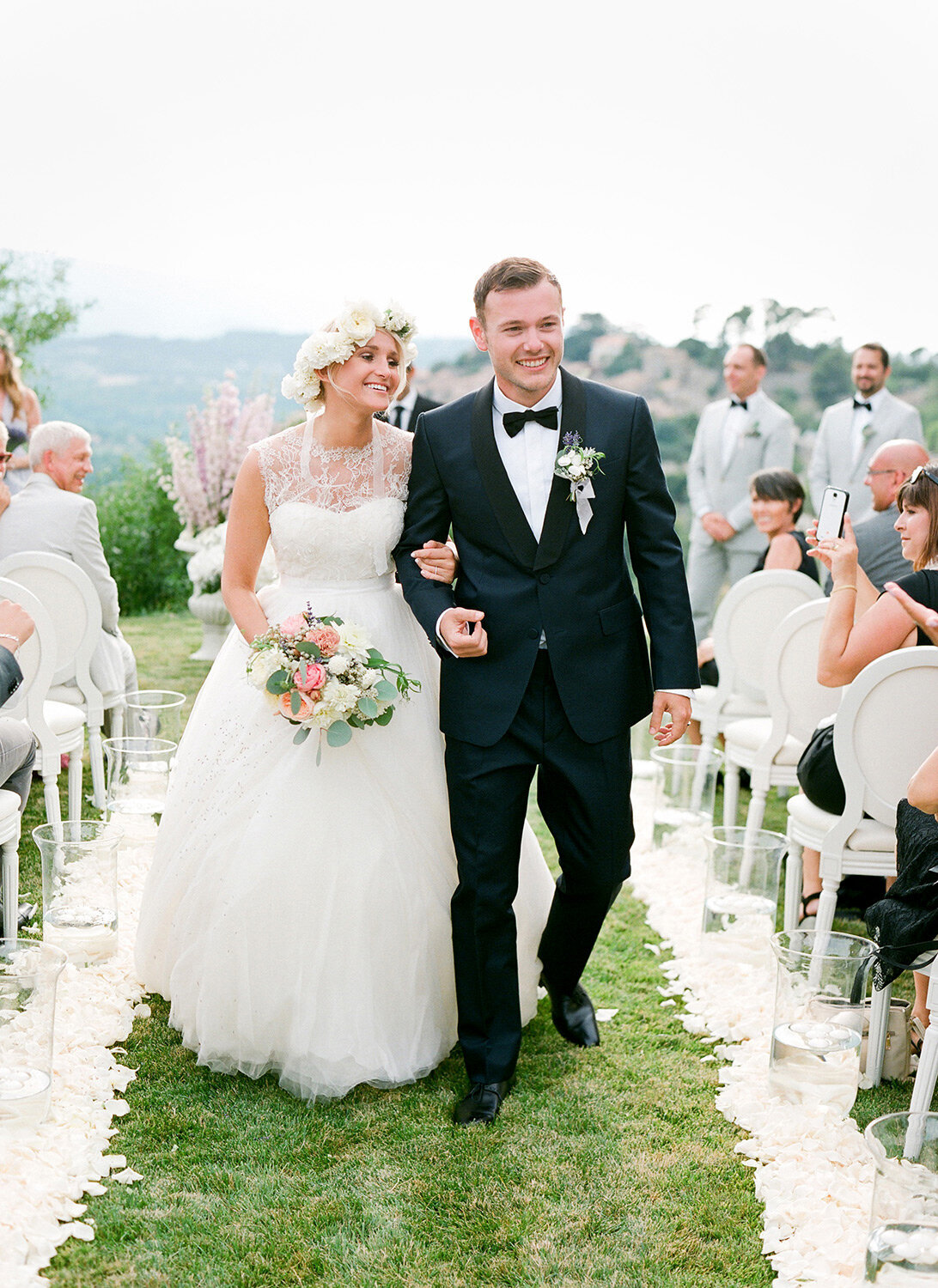 10_samuelle-couture-wedding-gown-france
