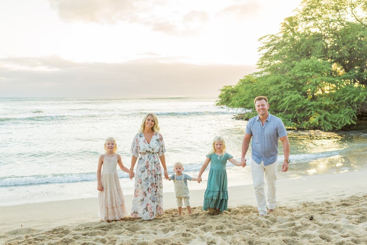 Family photo Oahu with family of five