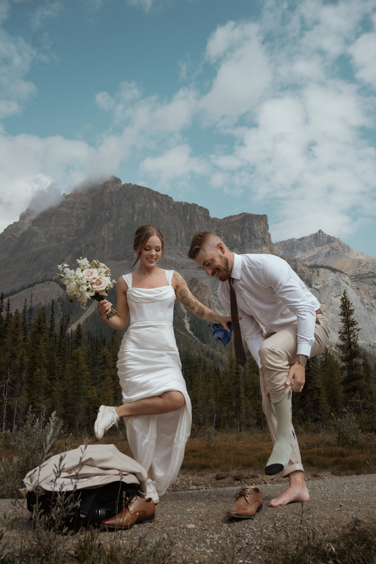 Emerald-Lake-BC-Elopement-Yoho-National-Park-8