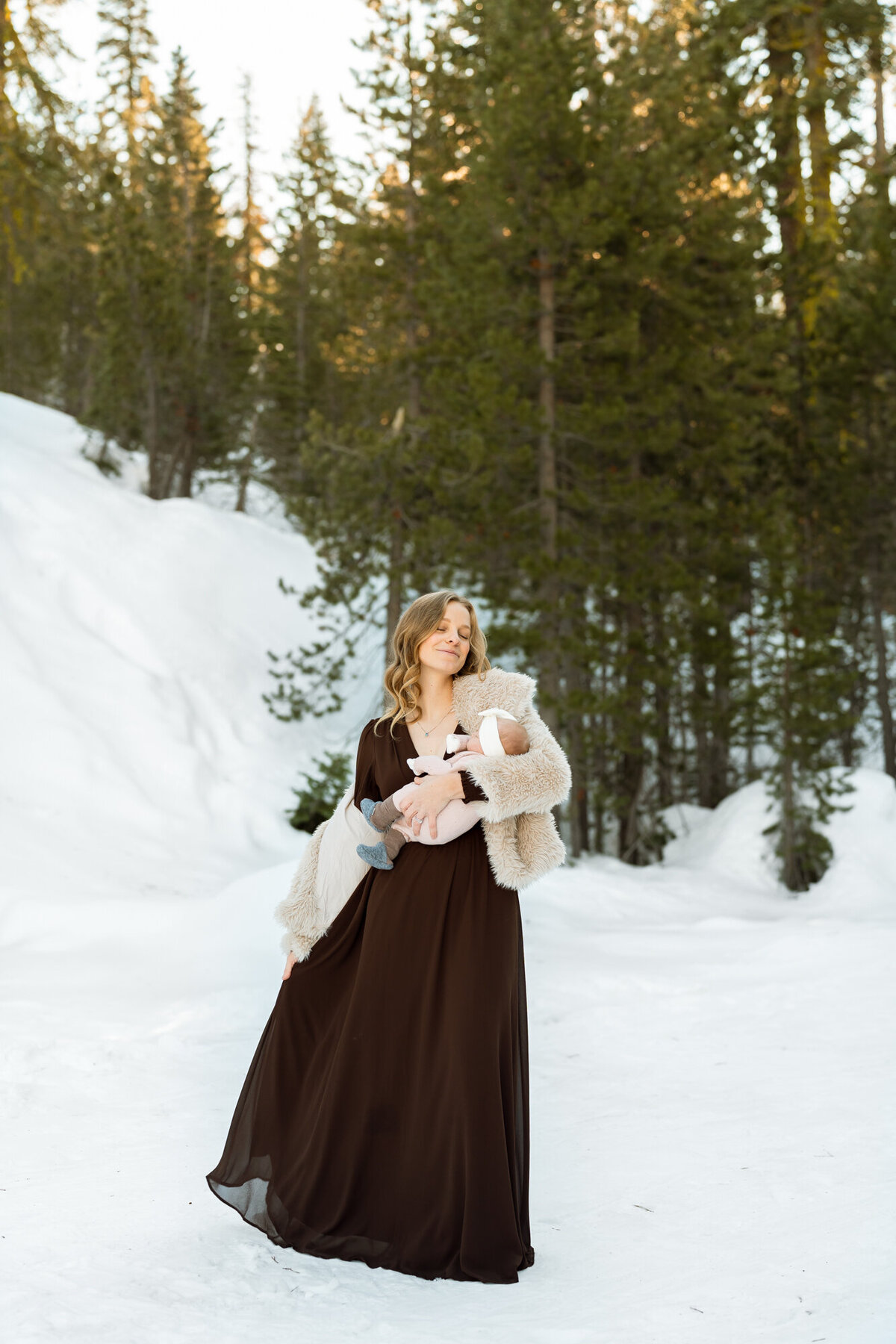 Lake Tahoe-Newborn-Photographer-49