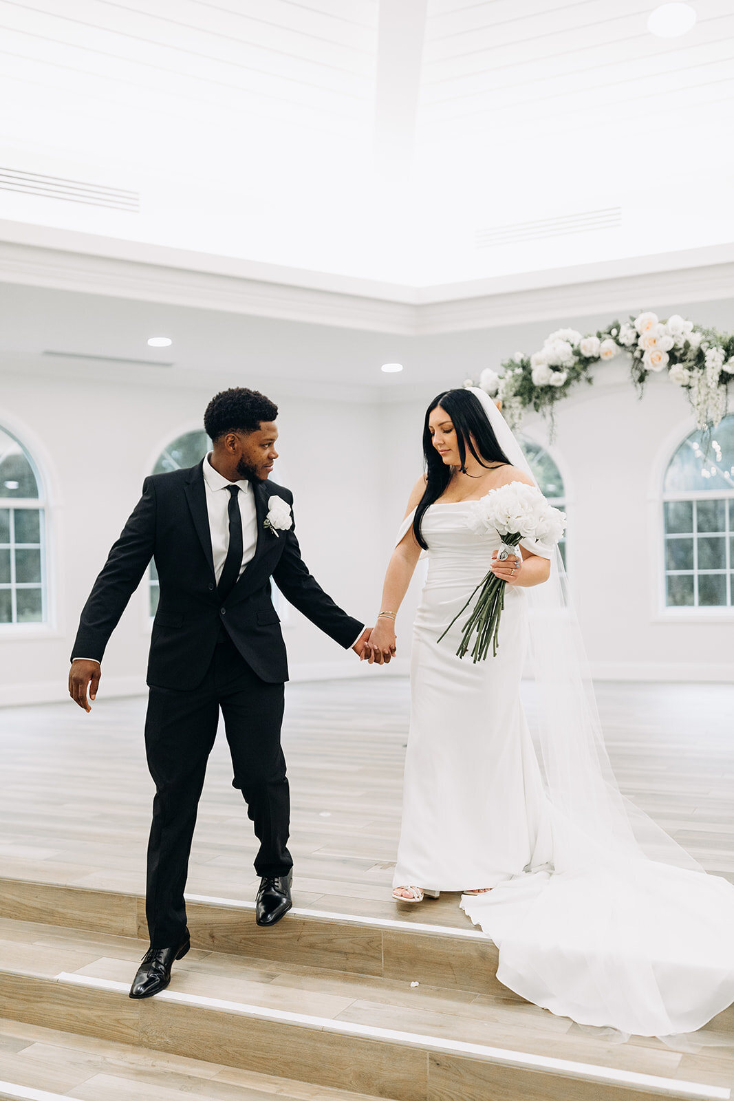 amber-mcwhorter-harborside-chapel-florida-elopement-chantilly-chic-celebrations-20