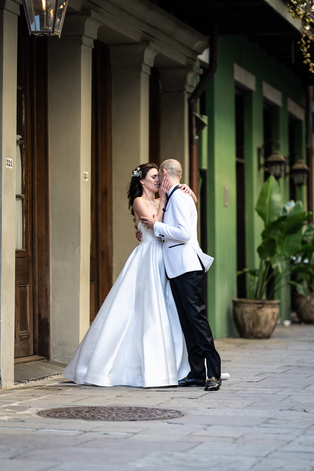 Bride and groom in Exchange Place