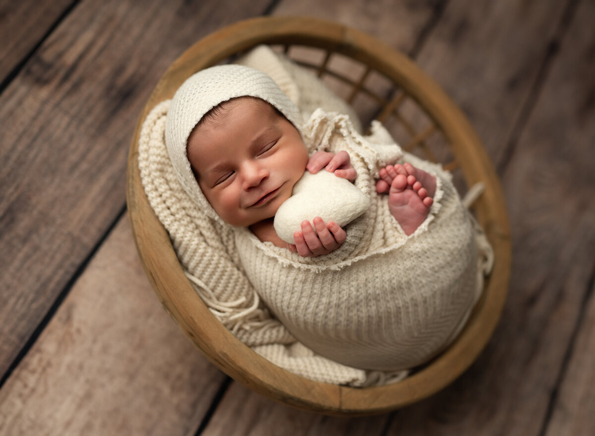 meraki-photographic-creations-newborn-studio-9891E