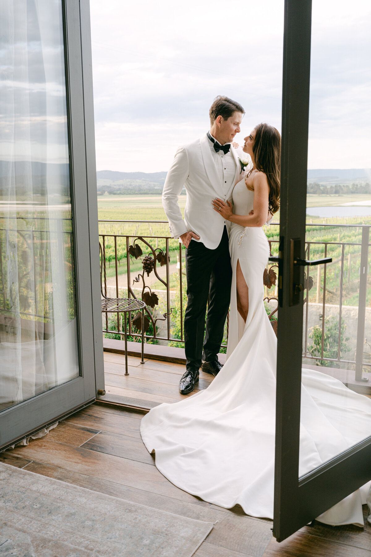 M+M - Couple Portraits-114