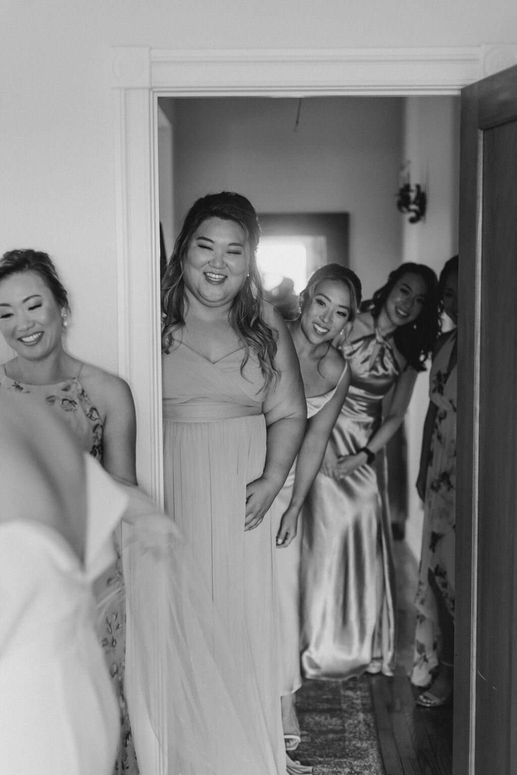 Leslie&Ricardo_EarlyMountainVineyardWedding_SneakPeek-21