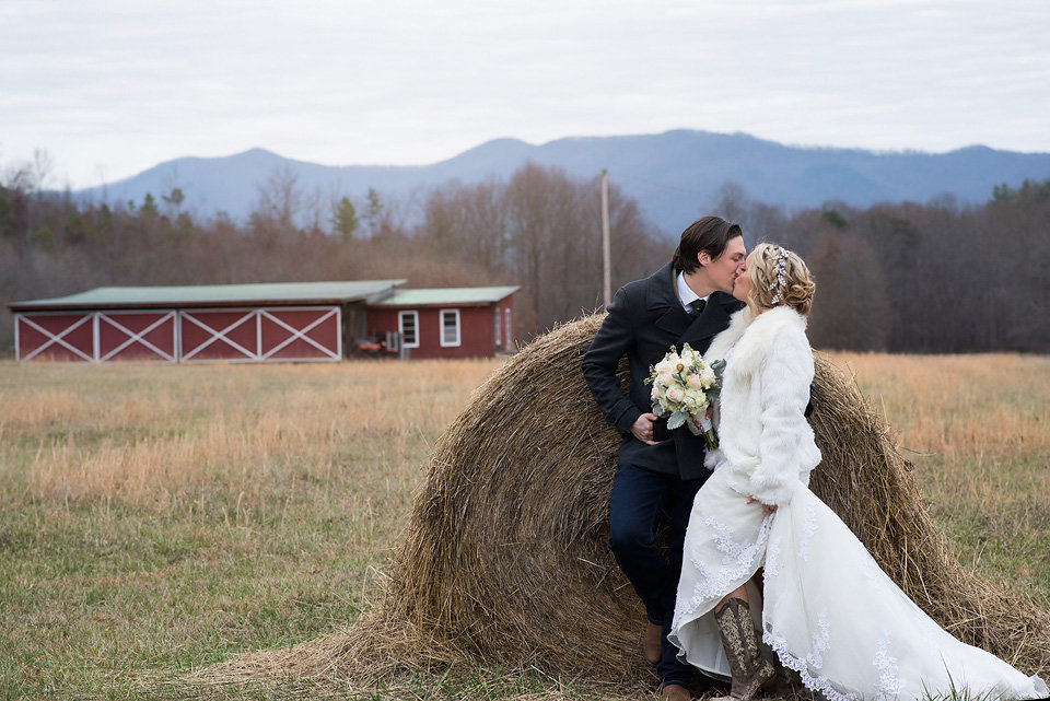 bride_and_groom_mountain_wedding_mcguires_millrace_farm_barn_hay_zolu_photography