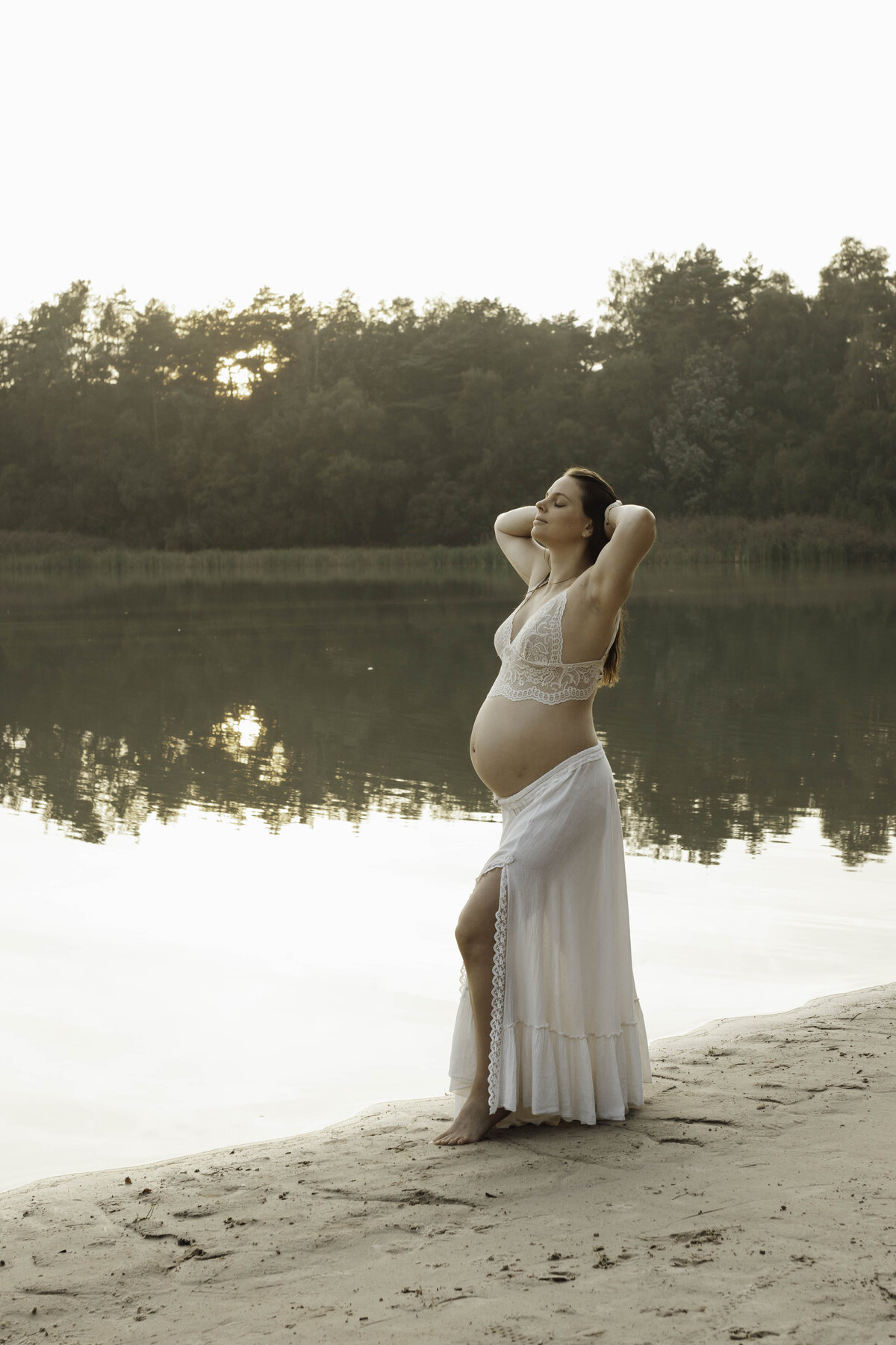 zwangerschapsfotograaf limburg, zwangerschapsfotograaf, zwangerschapsfotograaf haelen, zwangerschapsfotograaf roermond, zwangerschapsfotograaf leudal, zwangerschapsfotograaf haelen, zwangerschapsfotograaf in de buurt van haelen