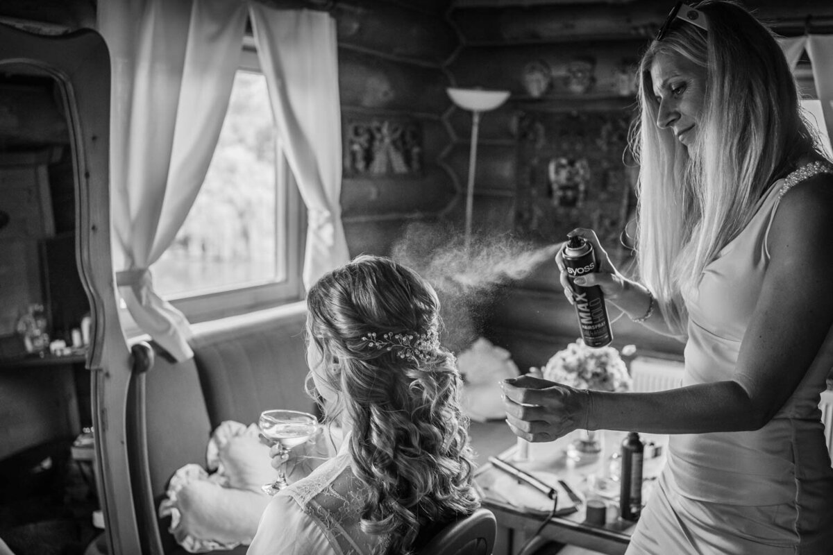 Svatebni_fotografka_Praha_Karolina_Ticha_Resort_Svet_Uzice-21