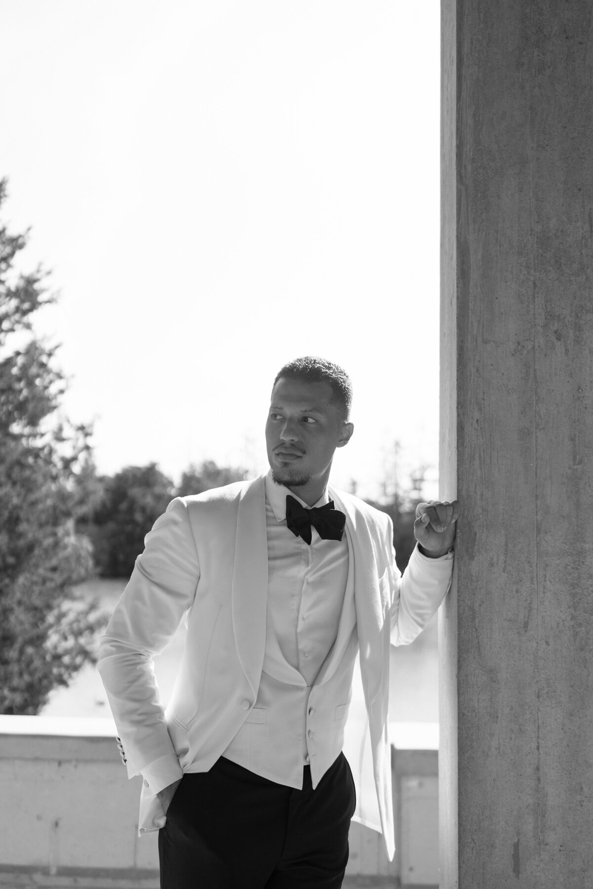 Berlez-Chicago-Wedding-Photographer-samantha-li-bridal-Eve-of-Milady-Armour-House-Editorial-186