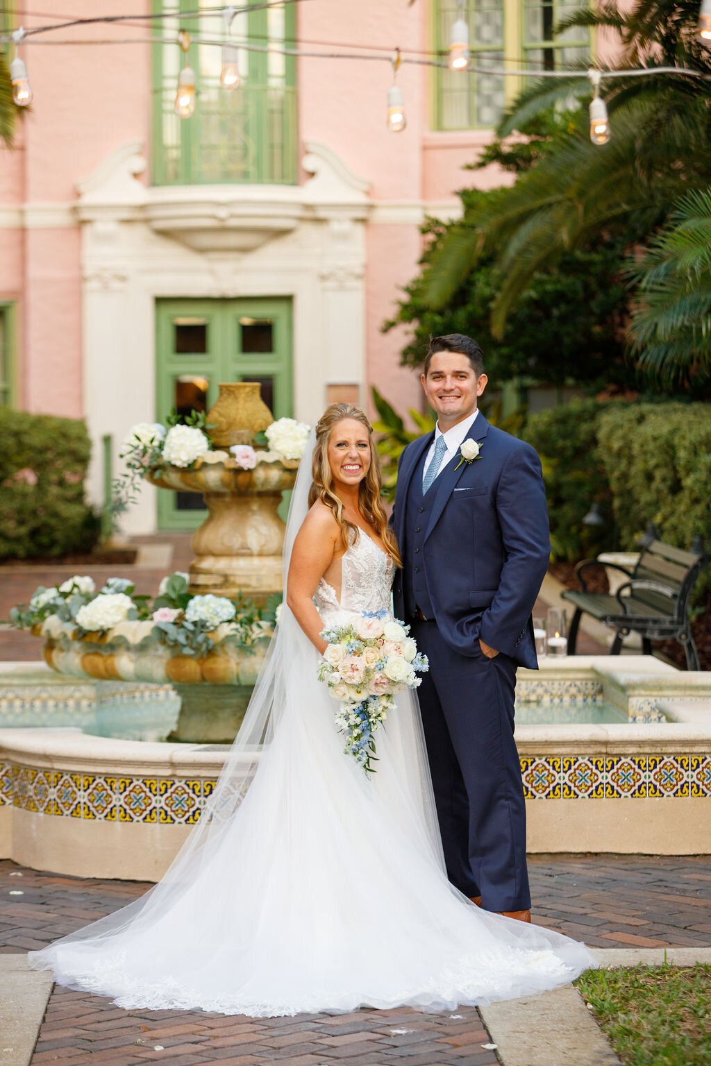 lockwood-photo-the-vinoy-florida-elopement-chantilly-chic-celebrations-11