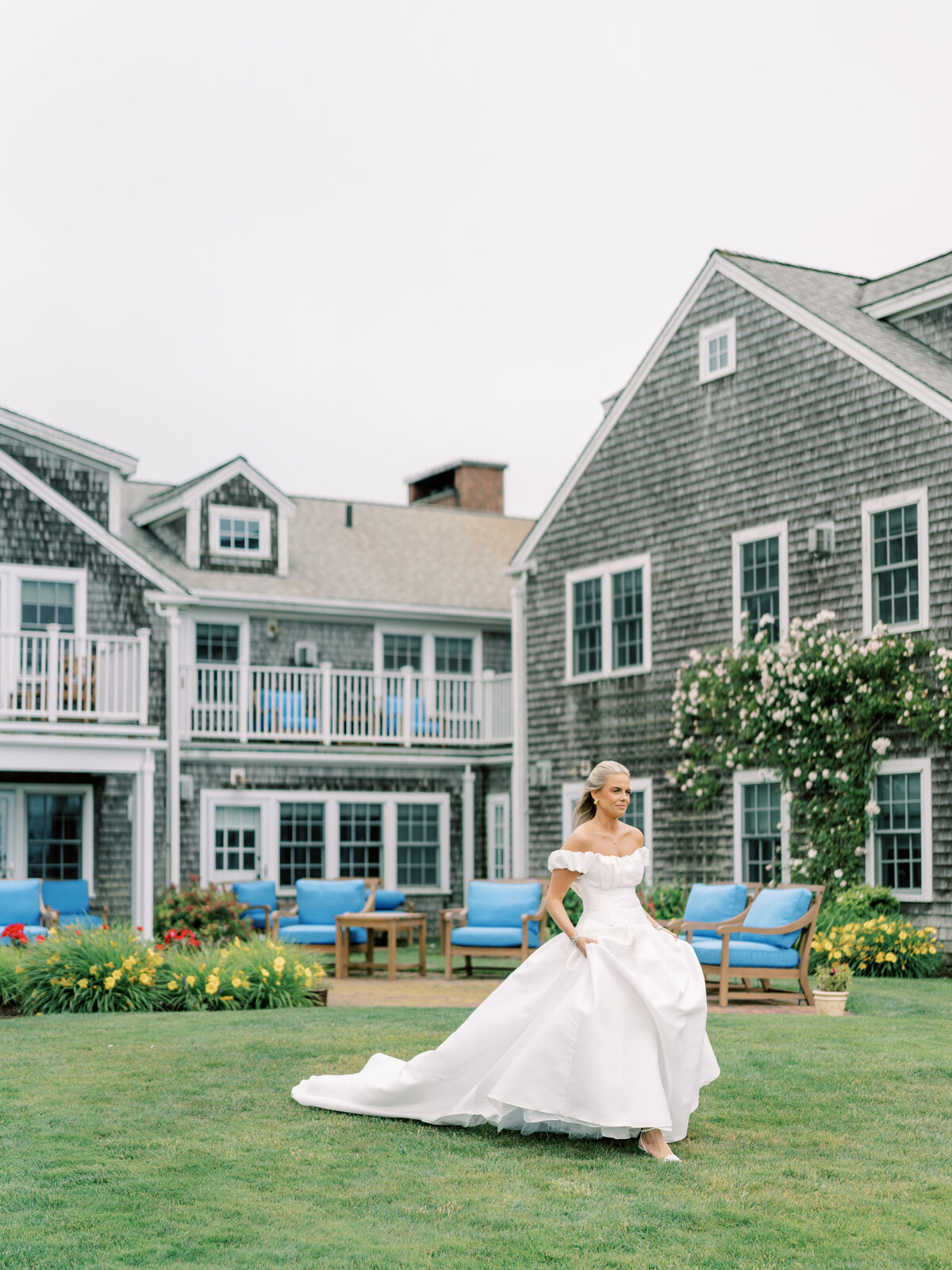 07-Nantucket-Wedding-White-Elephant