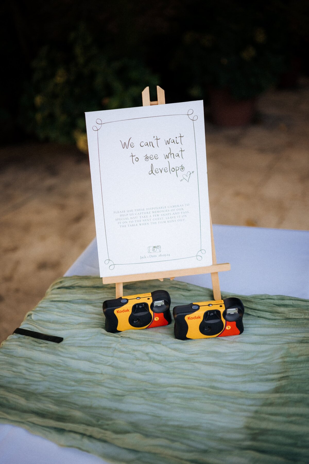 elegant-destination-wedding-decoration-chateau2