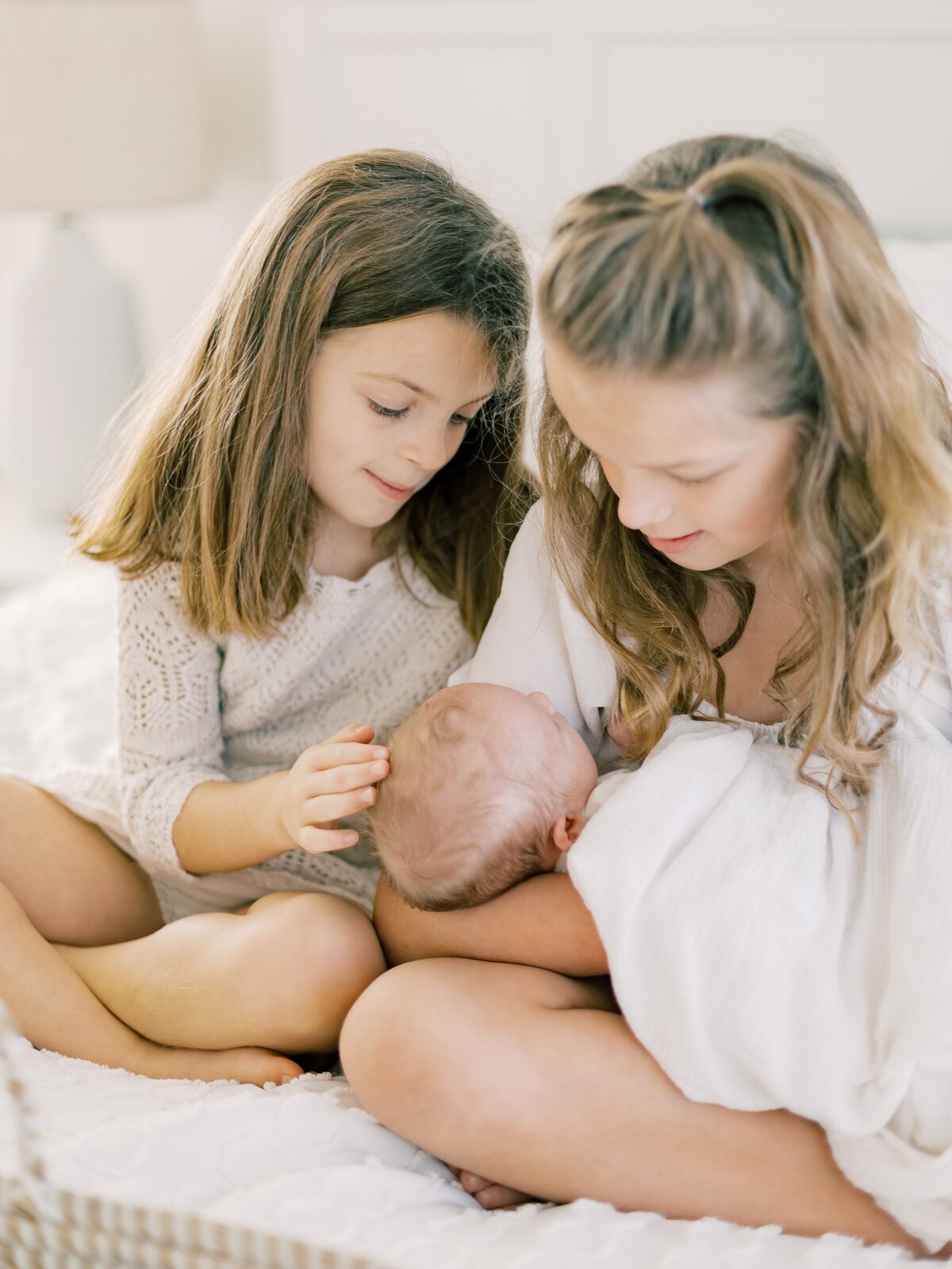Costola Photography Washington DC Wedding Photographer In Home Neutral Newborn Session_4369
