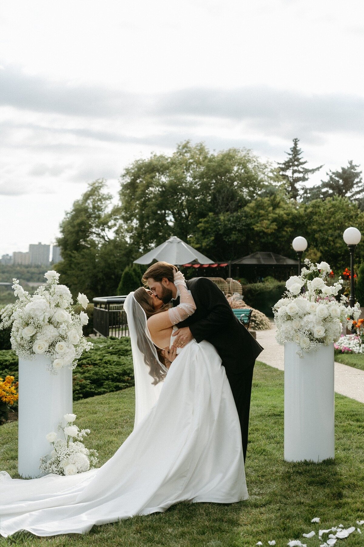 wedding-ceremony-fairmont-macdonald
