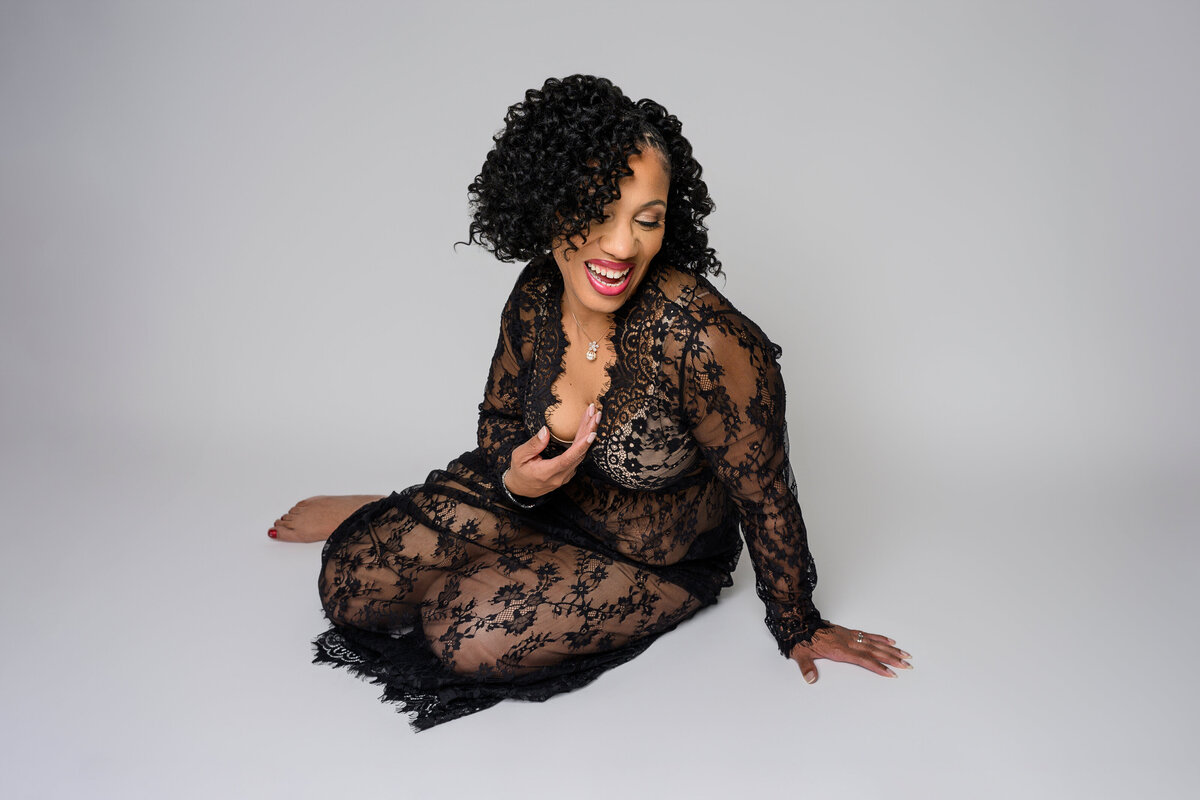 40 Over 40 by Leslie Q  Photography - Elegant boudoir portrait