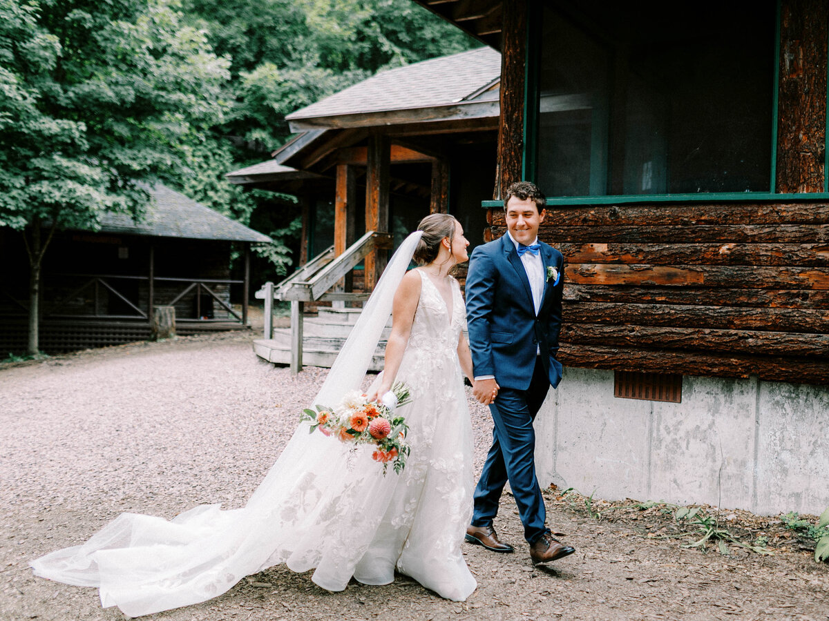 Vermont-Luxury-Wedding-Photographer-Bride-Groom-Photos_186