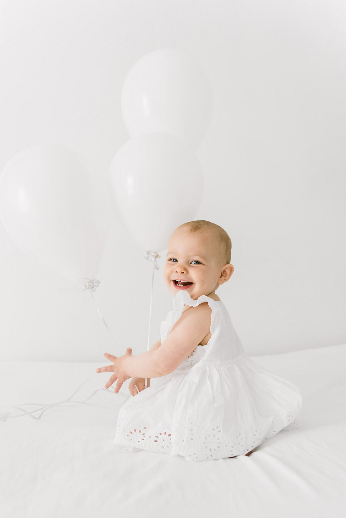 Beth Miga Photography Boston Massachusetts Newborn Baby Maternity Motherhood Photographer Simple Timeless Award Winning Intimate Luxury Portrait Experience Boston’s Best Newborn Photographer Boston Voyager Magazine The Boston Globe15